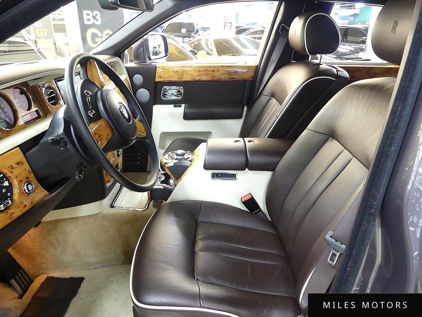 Rolls-Royce Phantom 2013 — миниатюра 7