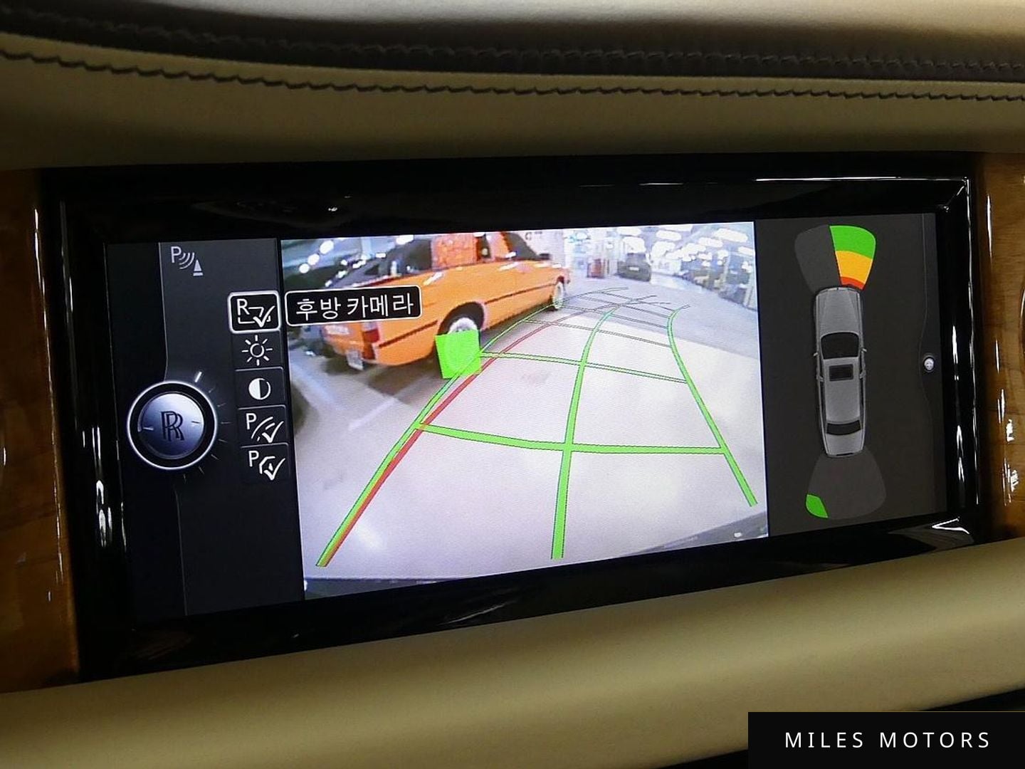 Rolls-Royce Phantom 2013 — миниатюра 12