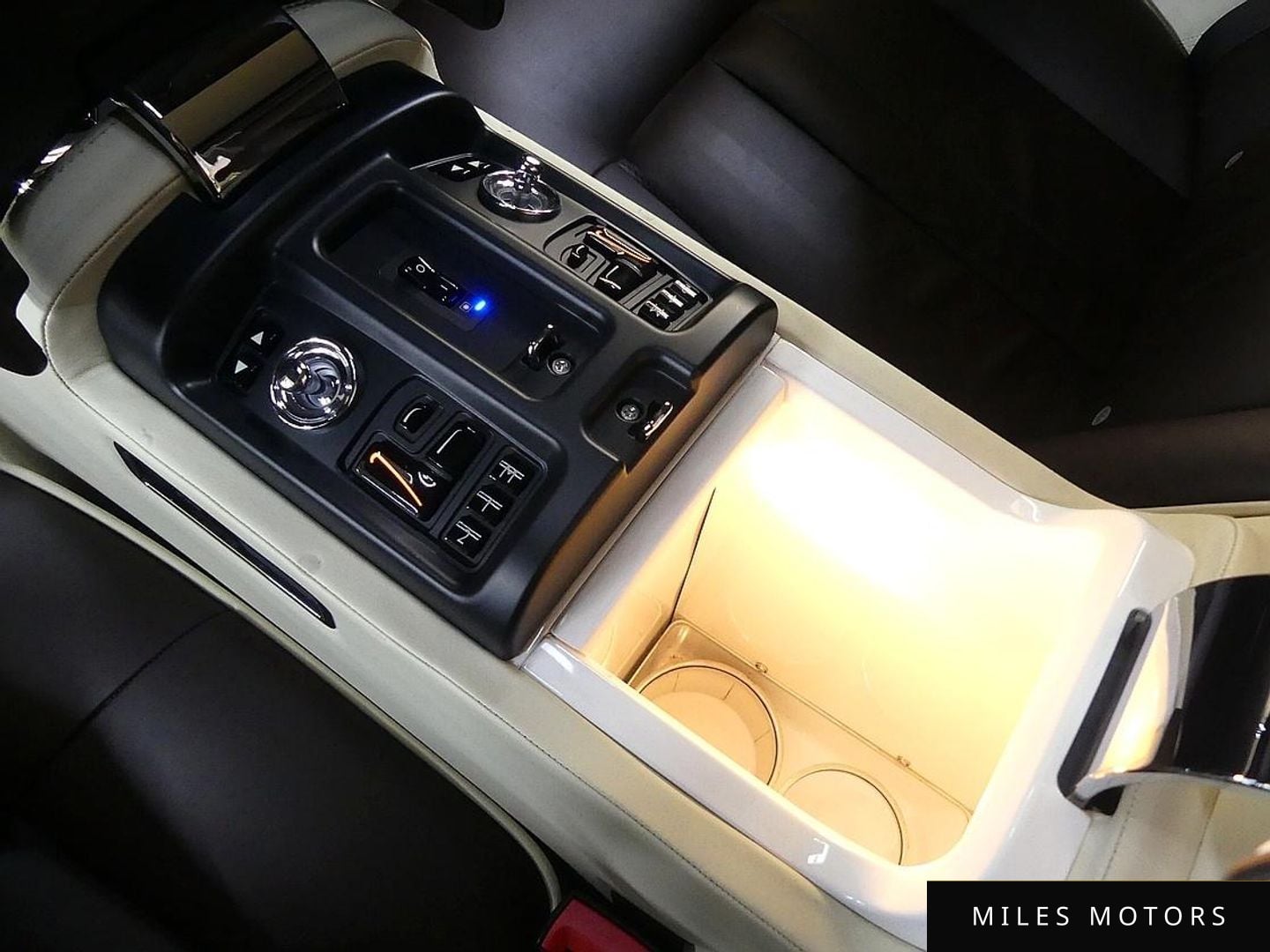 Rolls-Royce Phantom 2013 — миниатюра 16