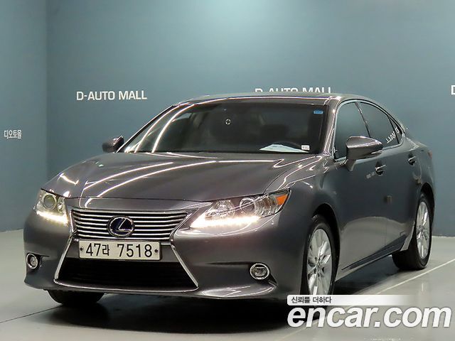 Лексус ES300h 2015 — миниатюра 25
