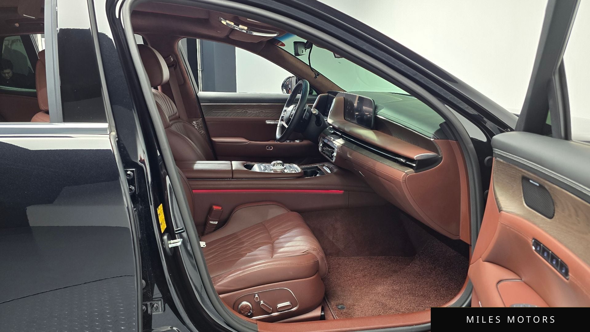 Genesis G90 (RS4) 2023 — миниатюра 11