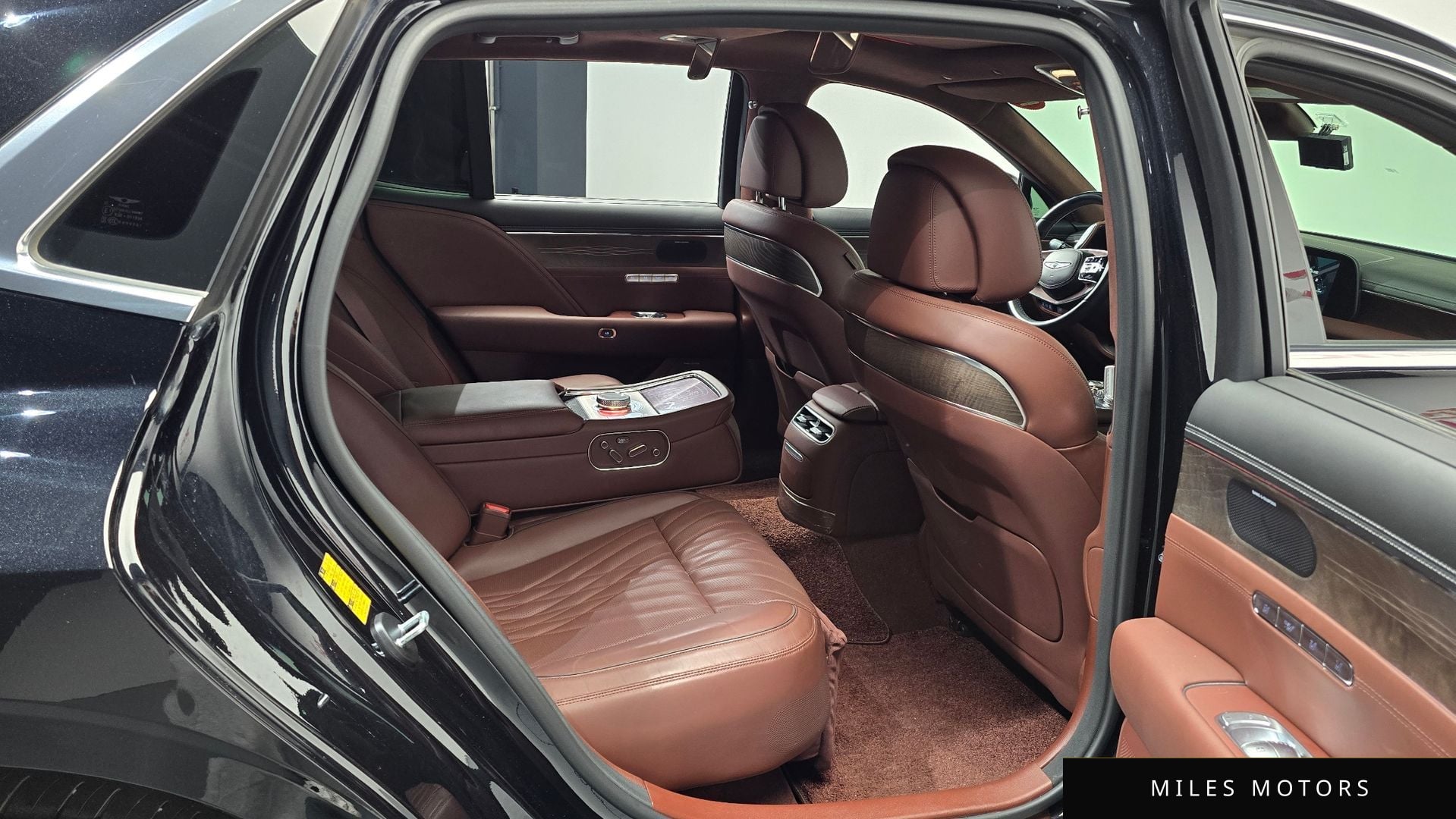 Genesis G90 (RS4) 2023 — миниатюра 12