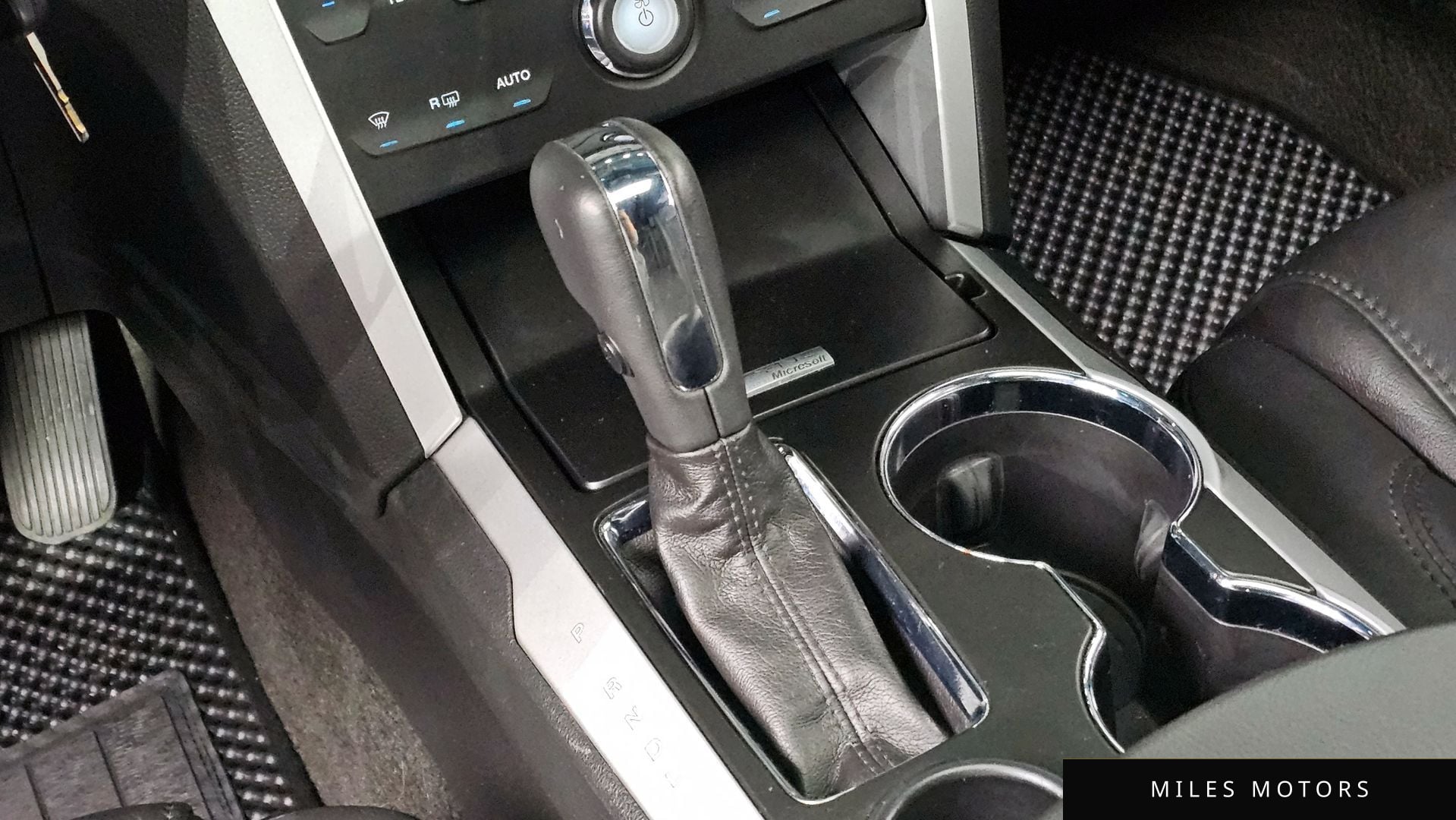 Ford Explorer 2015 — миниатюра 9