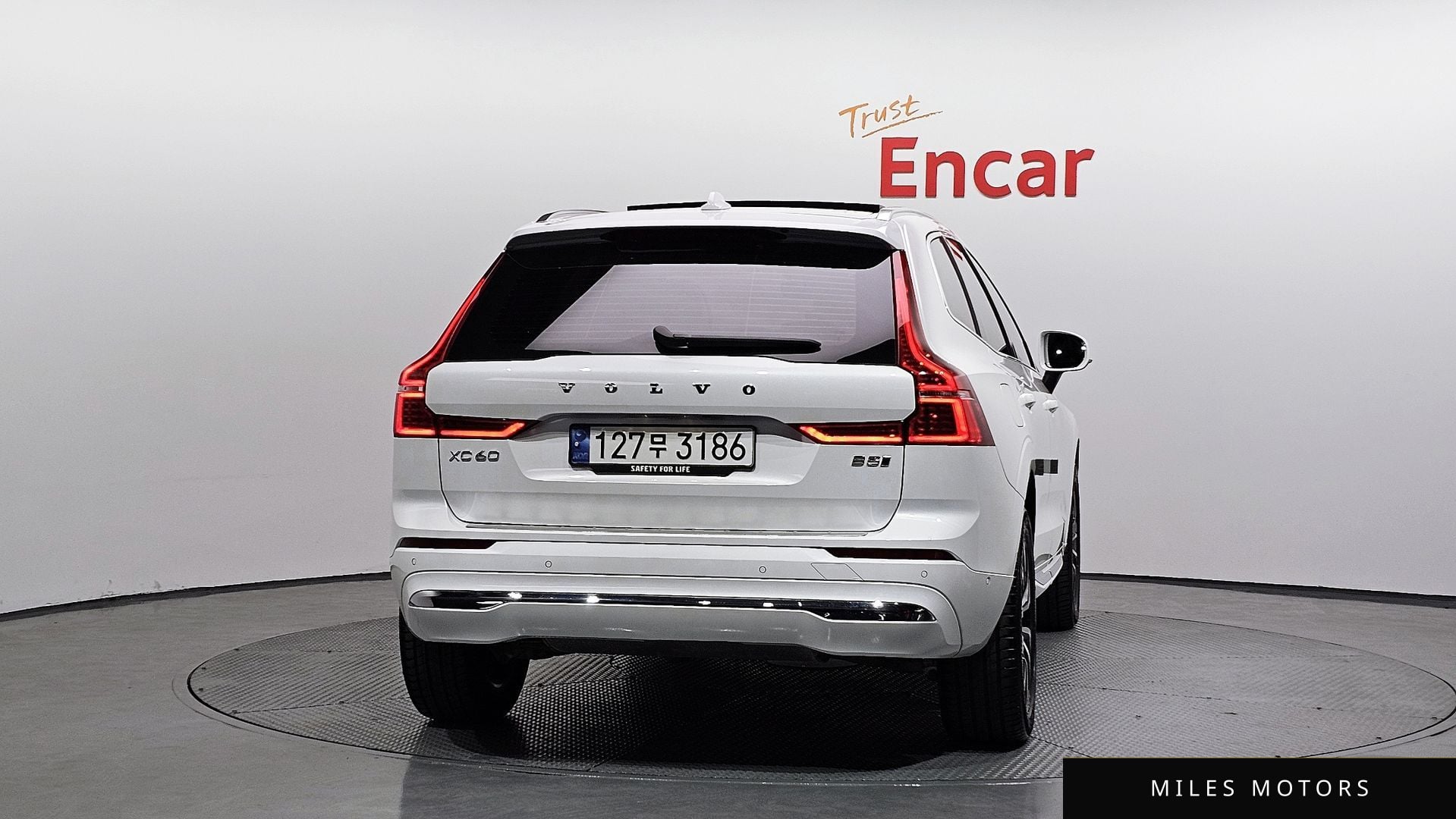 Volvo XC60 2024 — миниатюра 4