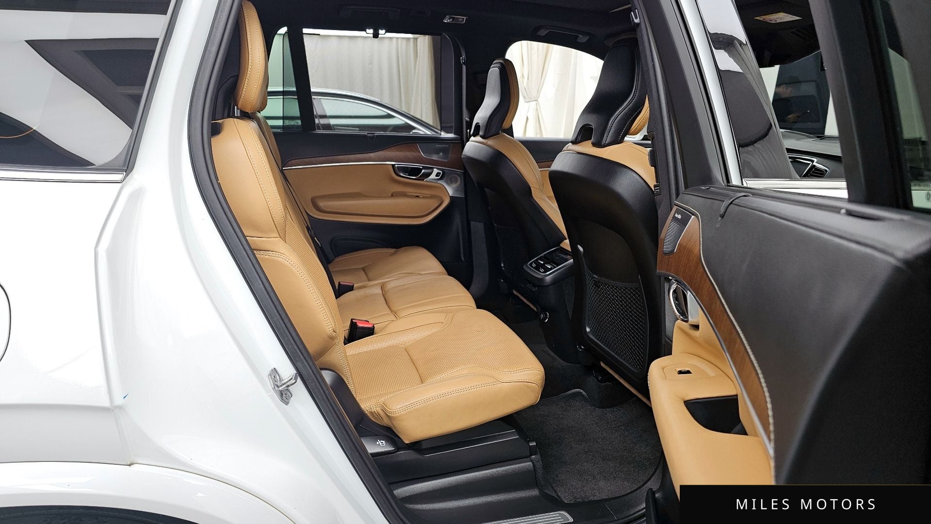 Volvo XC90 2019 — миниатюра 12