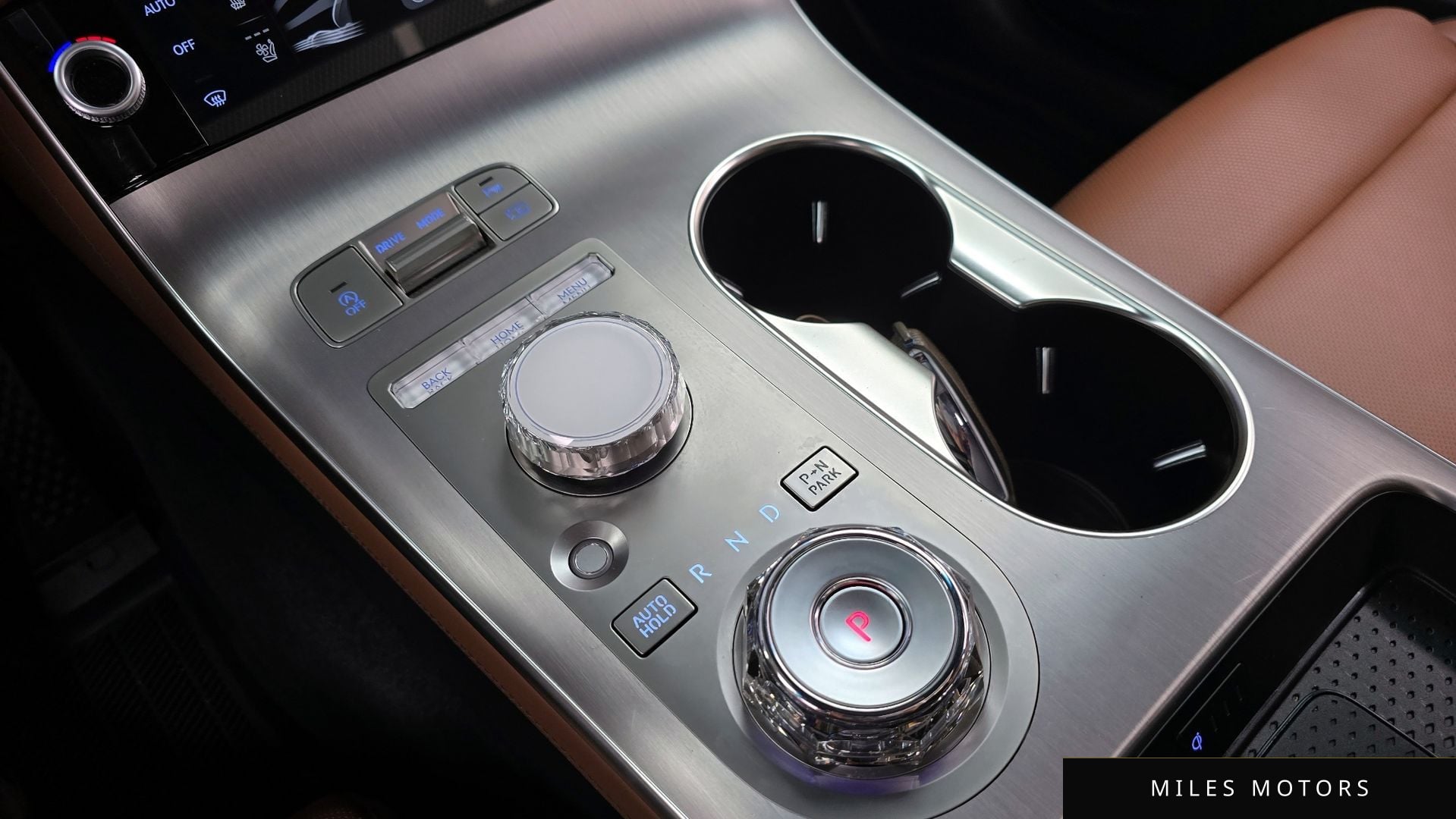 Genesis GV70 2025 — миниатюра 9