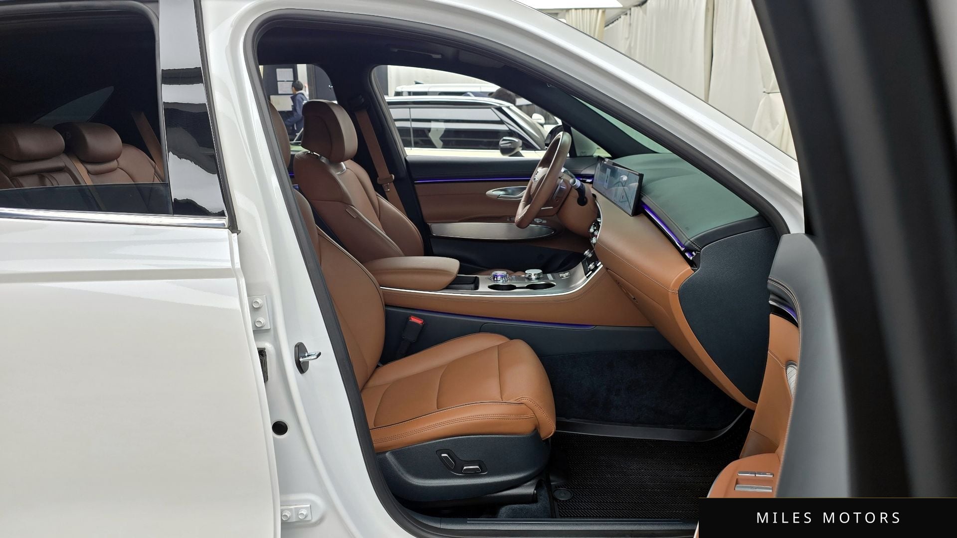 Genesis GV70 2025 — миниатюра 11