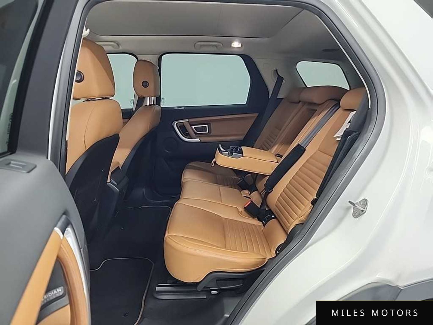 Land Rover Discovery Sport 2019 — миниатюра 12