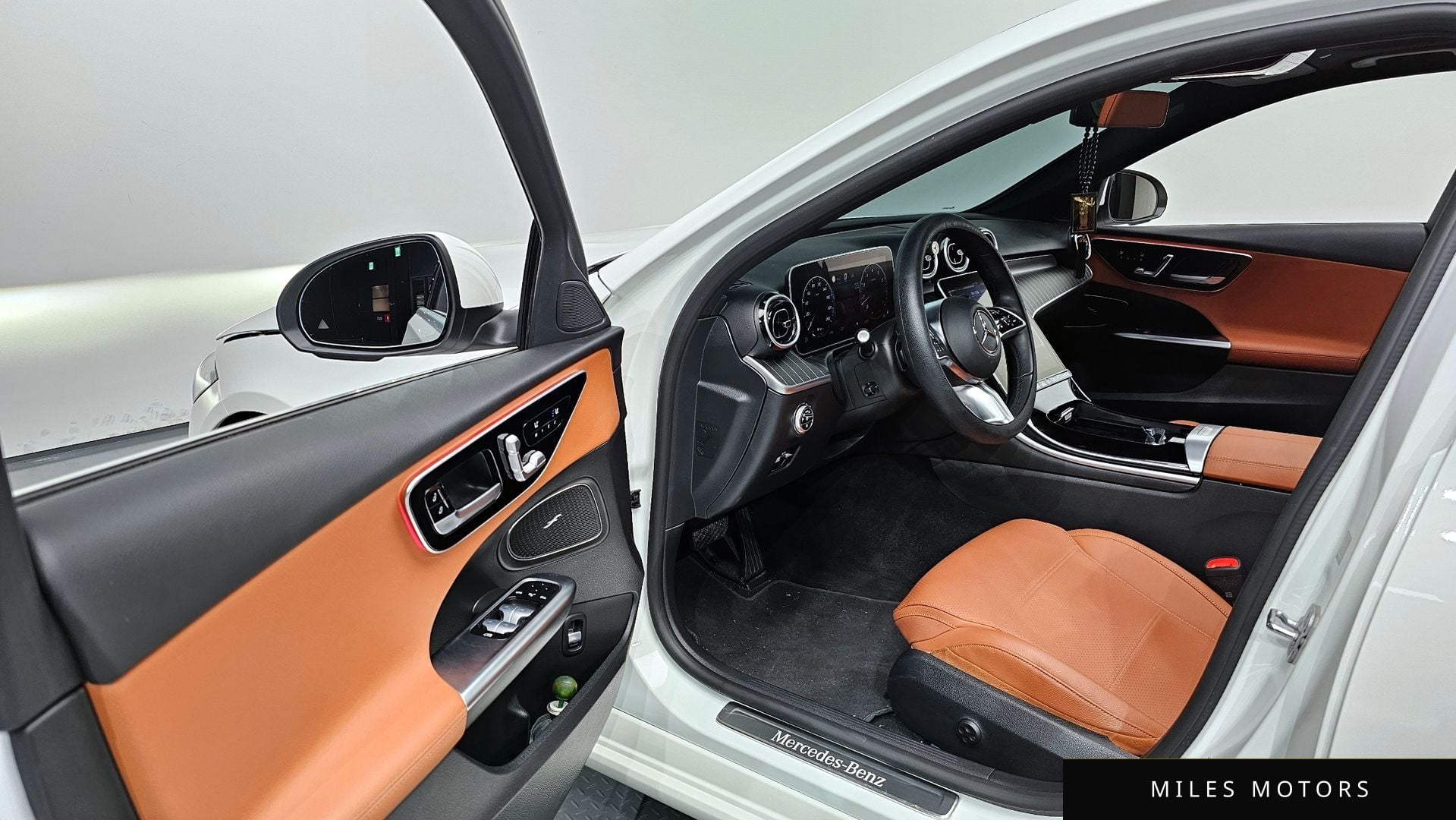 Mercedes-Benz C-Class W206 2024 — миниатюра 11