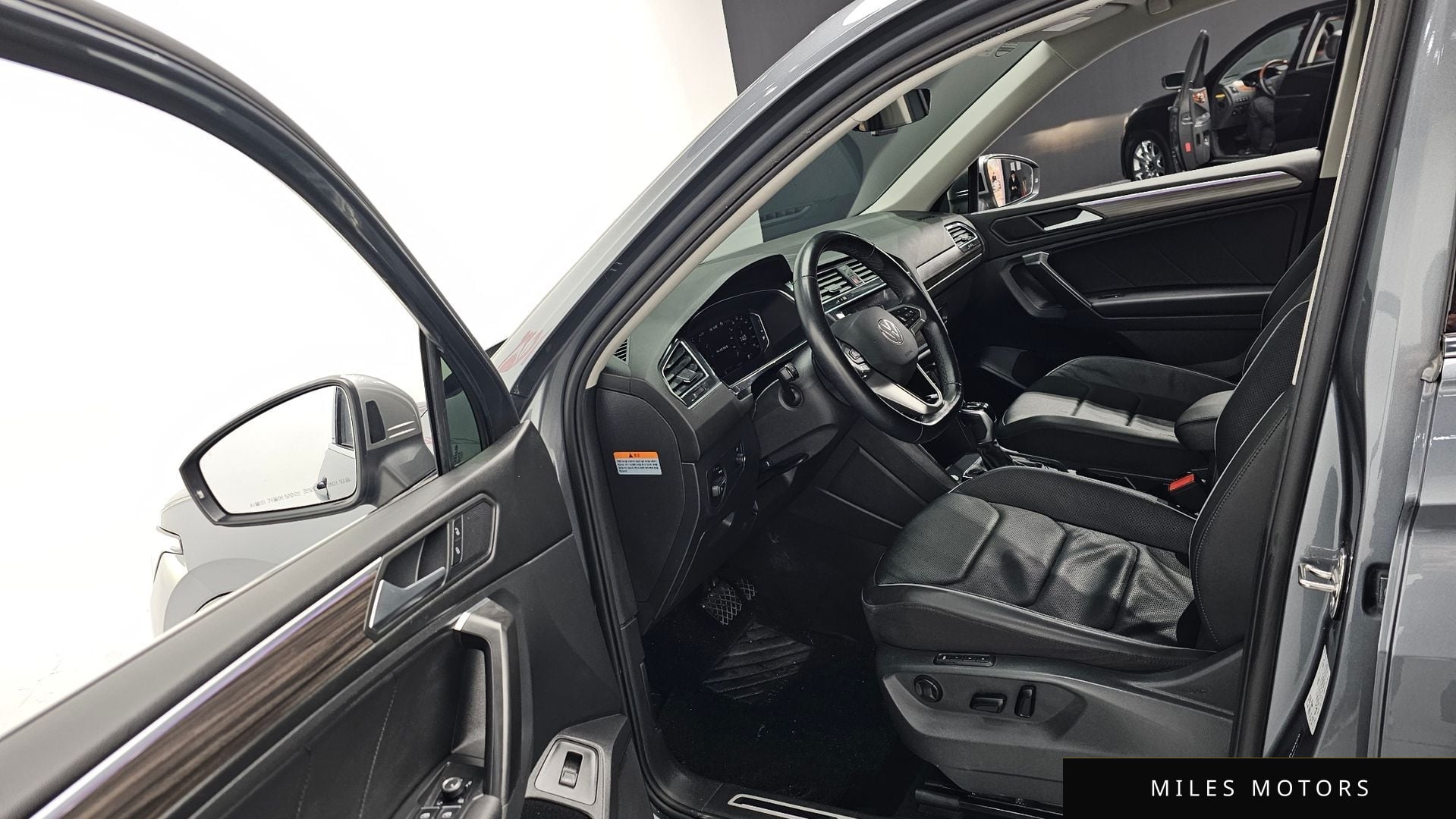 Volkswagen Tiguan 2023 — миниатюра 10