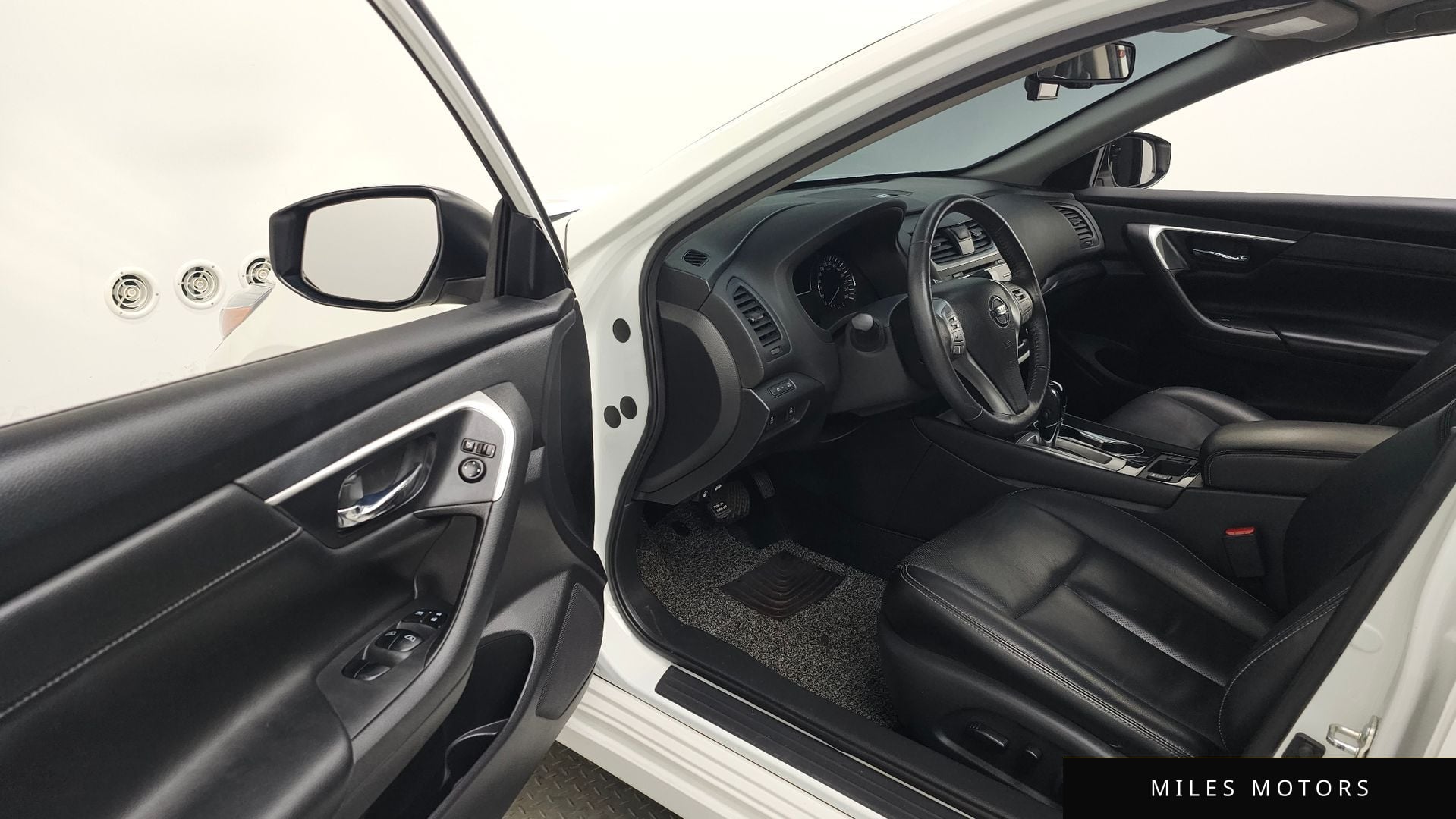 Nissan Altima 2017 — миниатюра 10