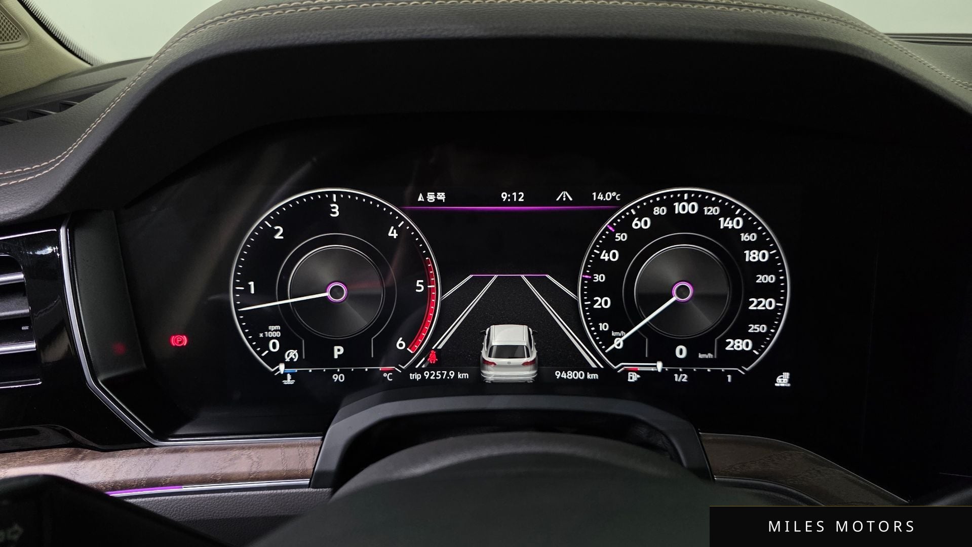 Volkswagen 투아렉 2021 — миниатюра 8