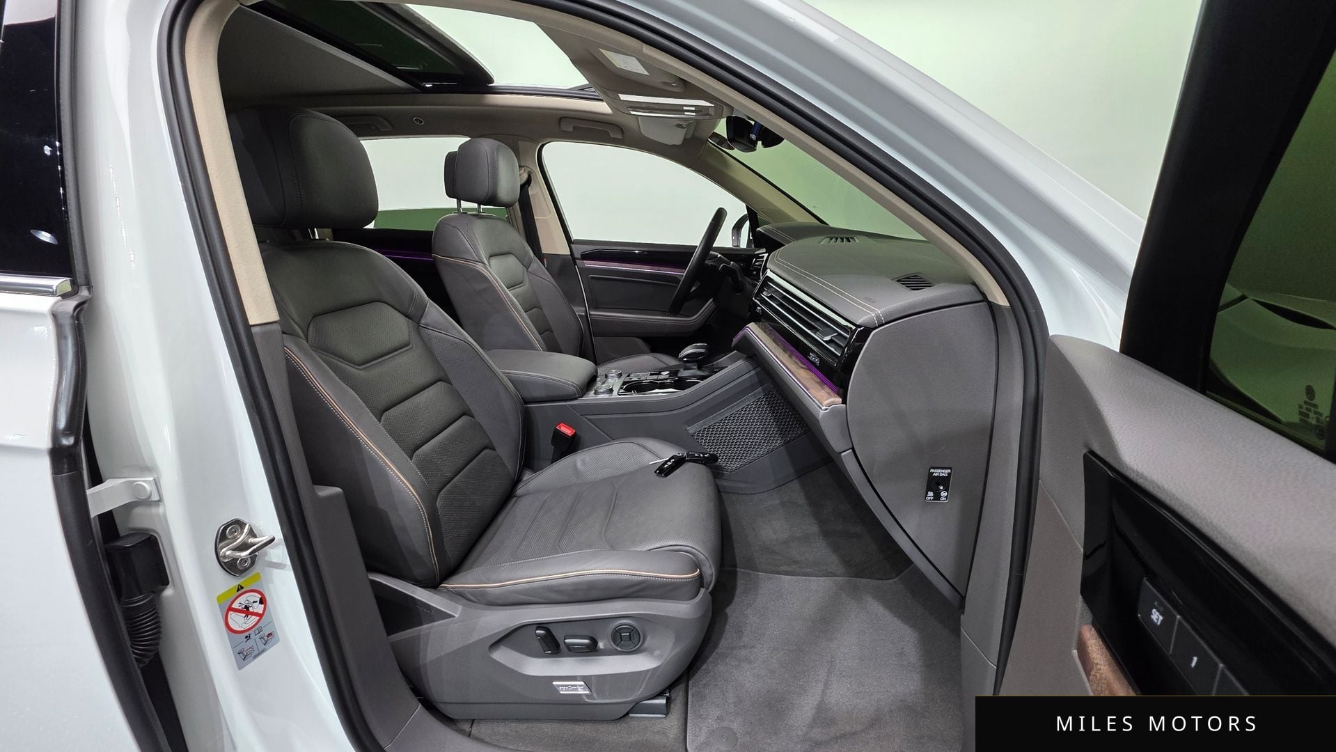 Volkswagen 투아렉 2021 — миниатюра 10