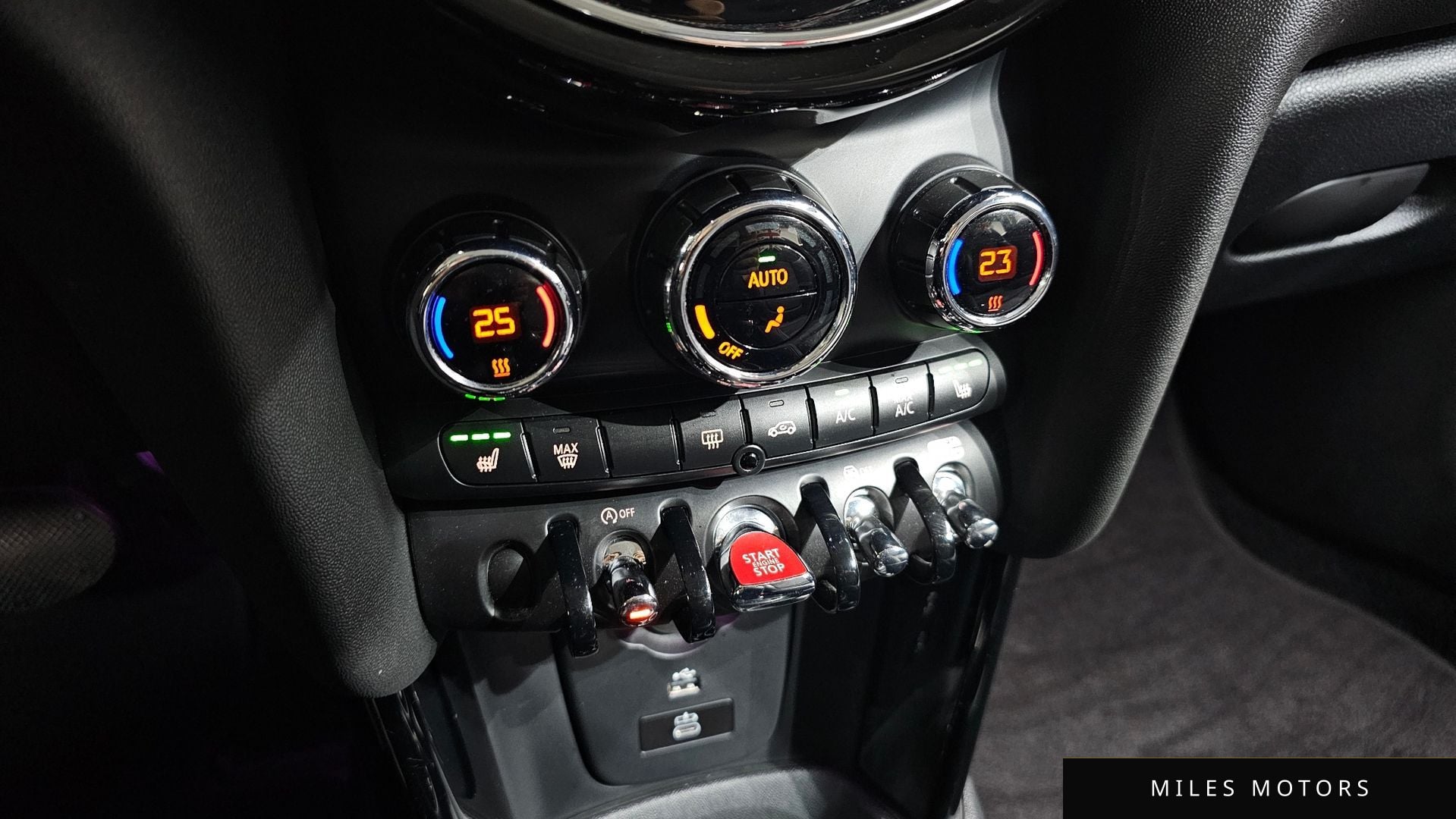 MINI 쿠퍼 2023 — миниатюра 17