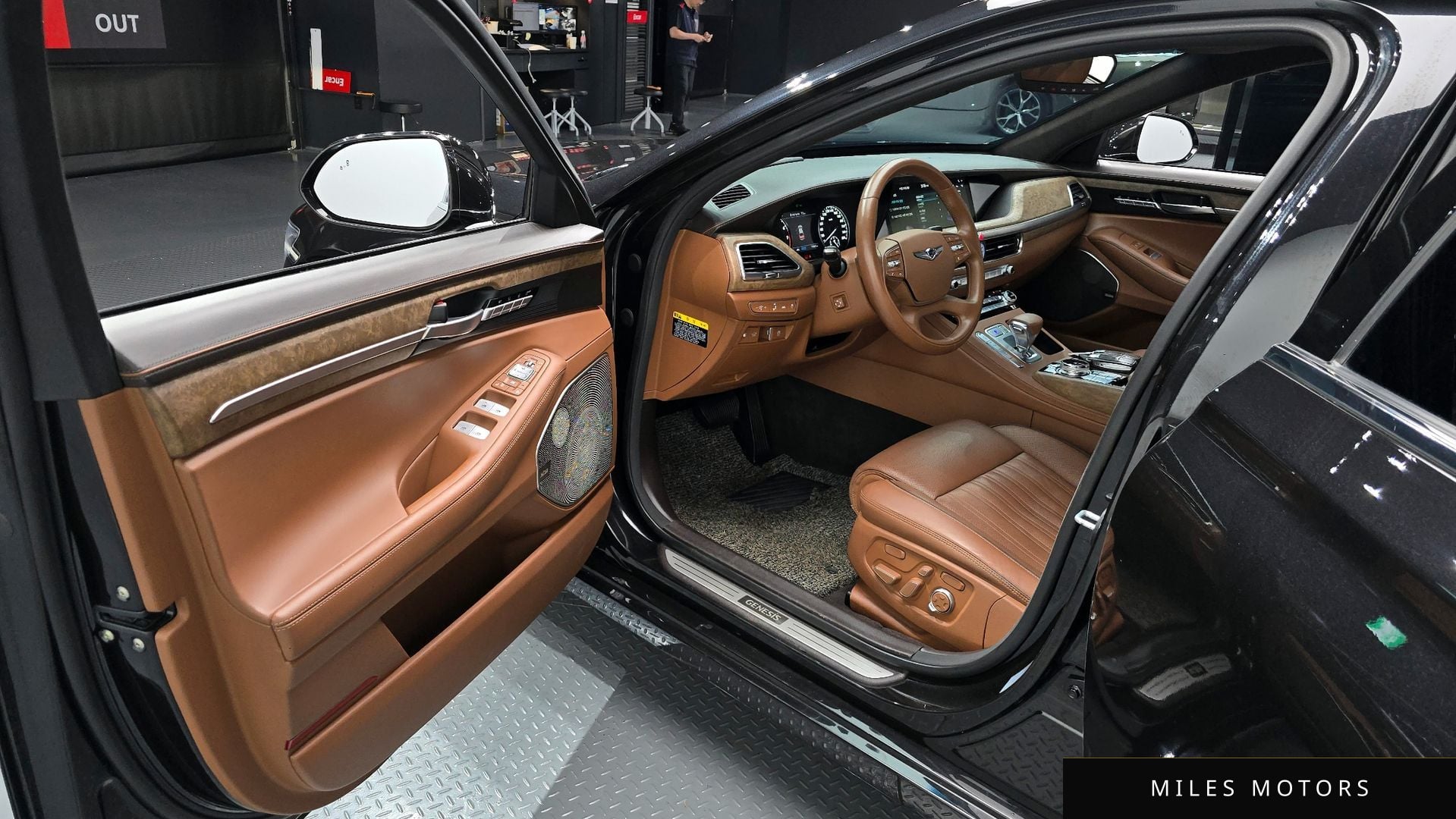 Genesis G90 2019 — миниатюра 11