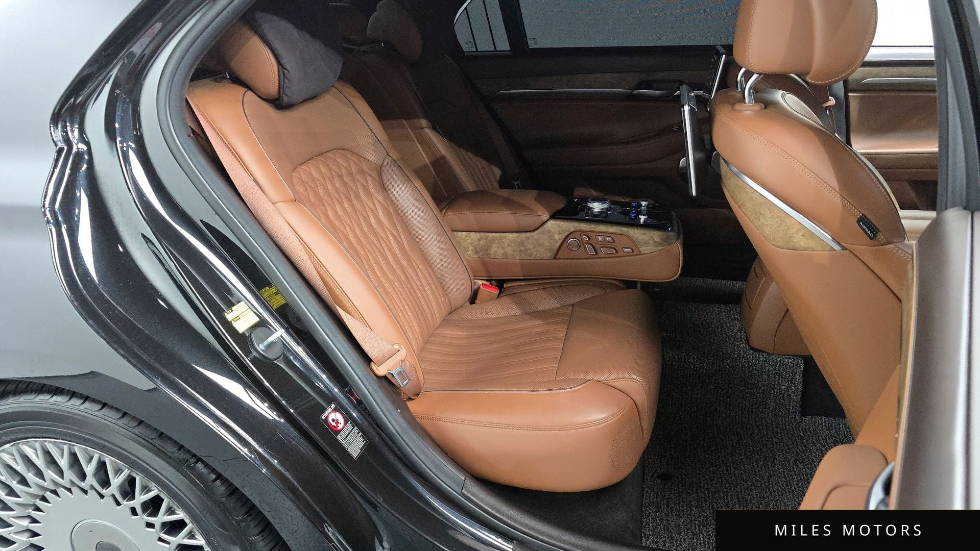 Genesis G90 2019 — миниатюра 12