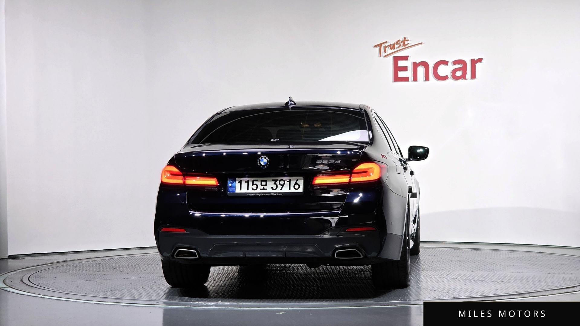 BMW 5 Series (G30) 2021 — миниатюра 4