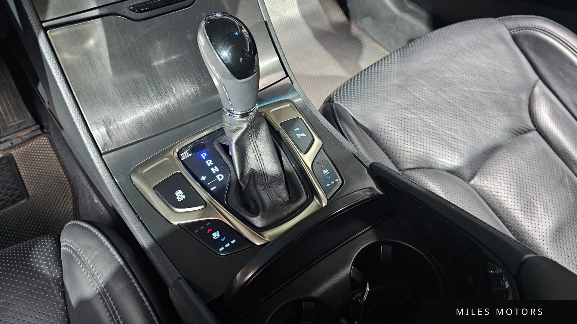 Hyundai Grandeur 2013 — миниатюра 9