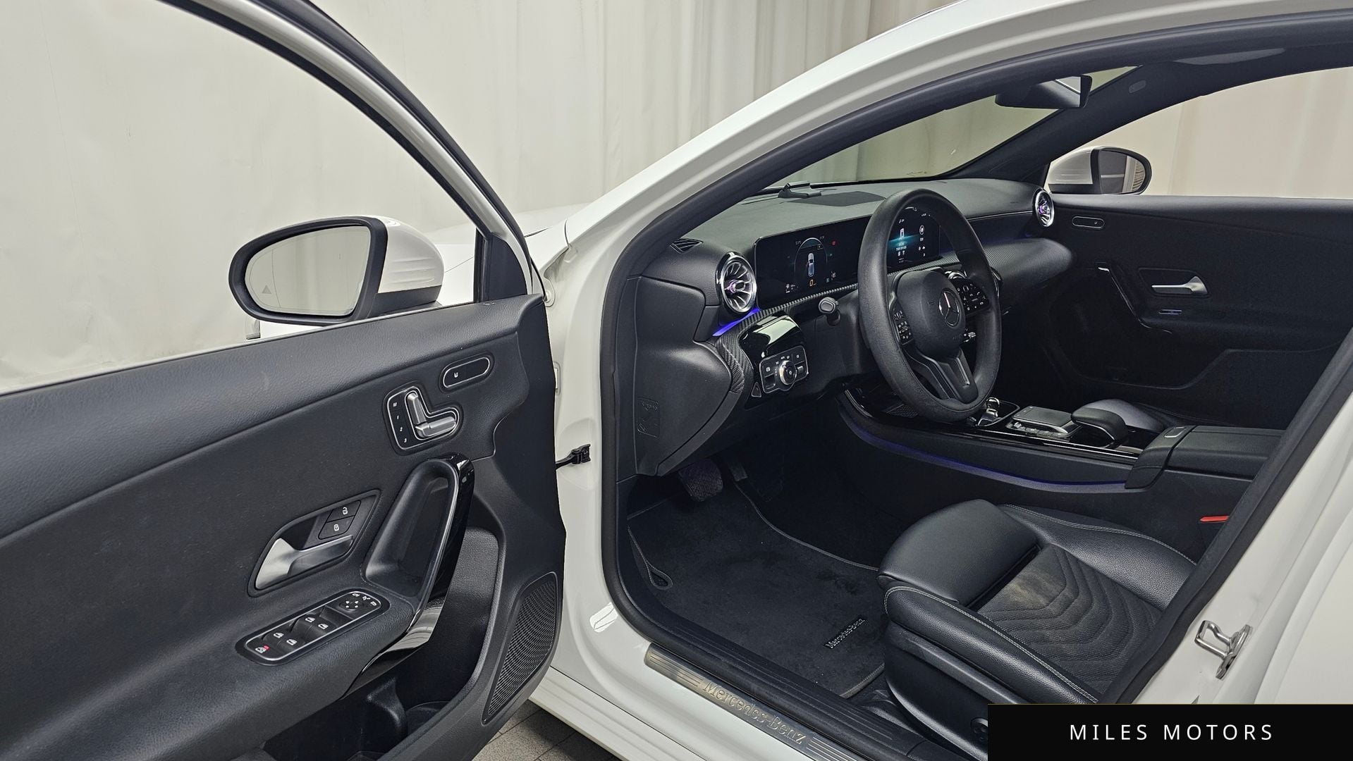 Mercedes-Benz A-Class W177 2020 — миниатюра 10