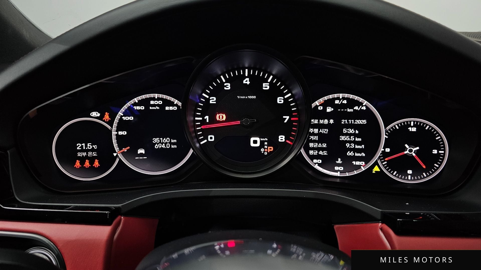 Porsche Cayenne 2022 — миниатюра 8