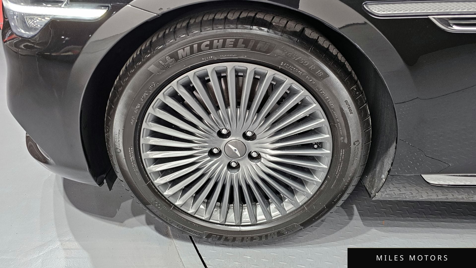Genesis G90 2019 — миниатюра 5