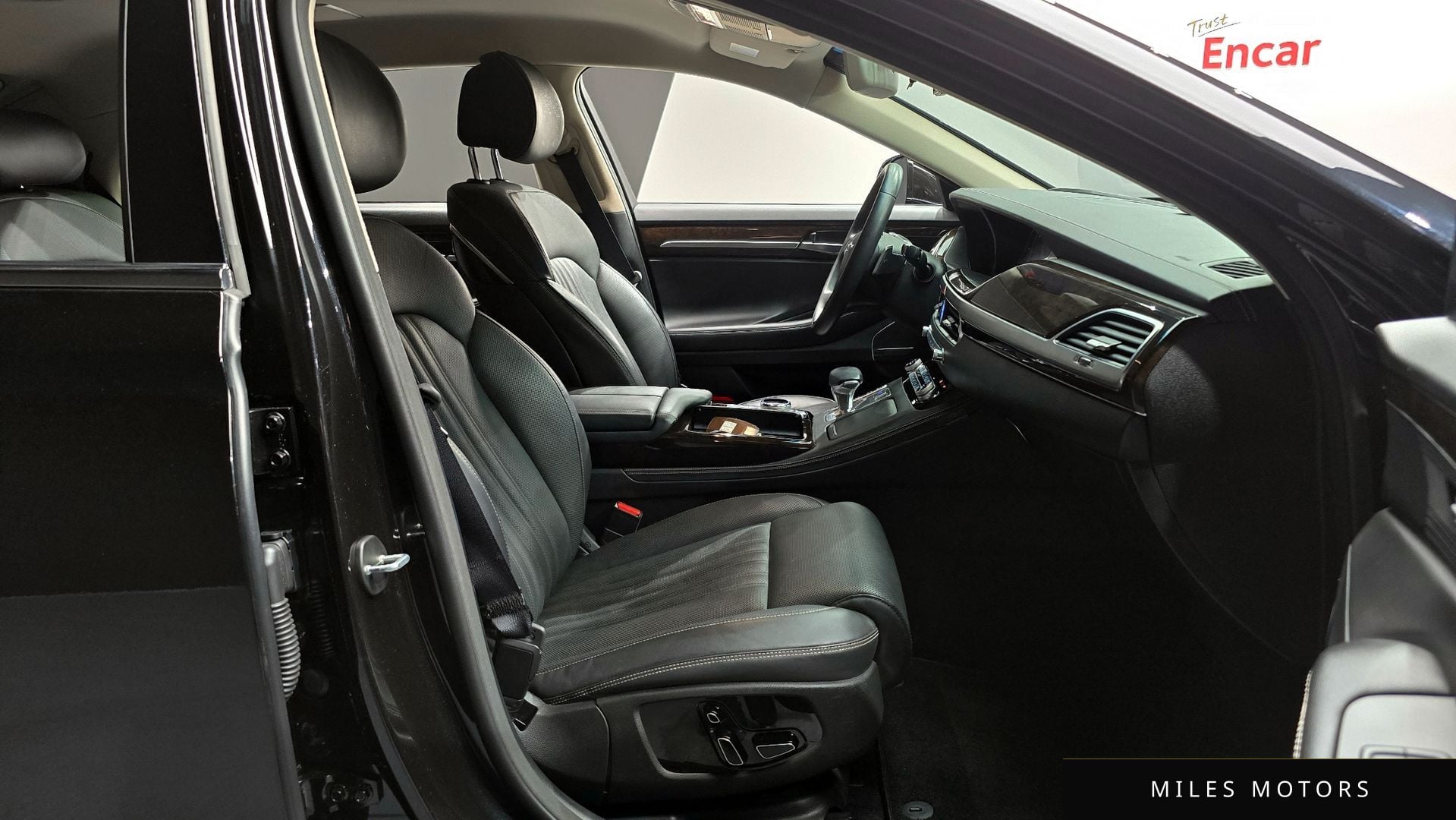 Genesis G90 2019 — миниатюра 10