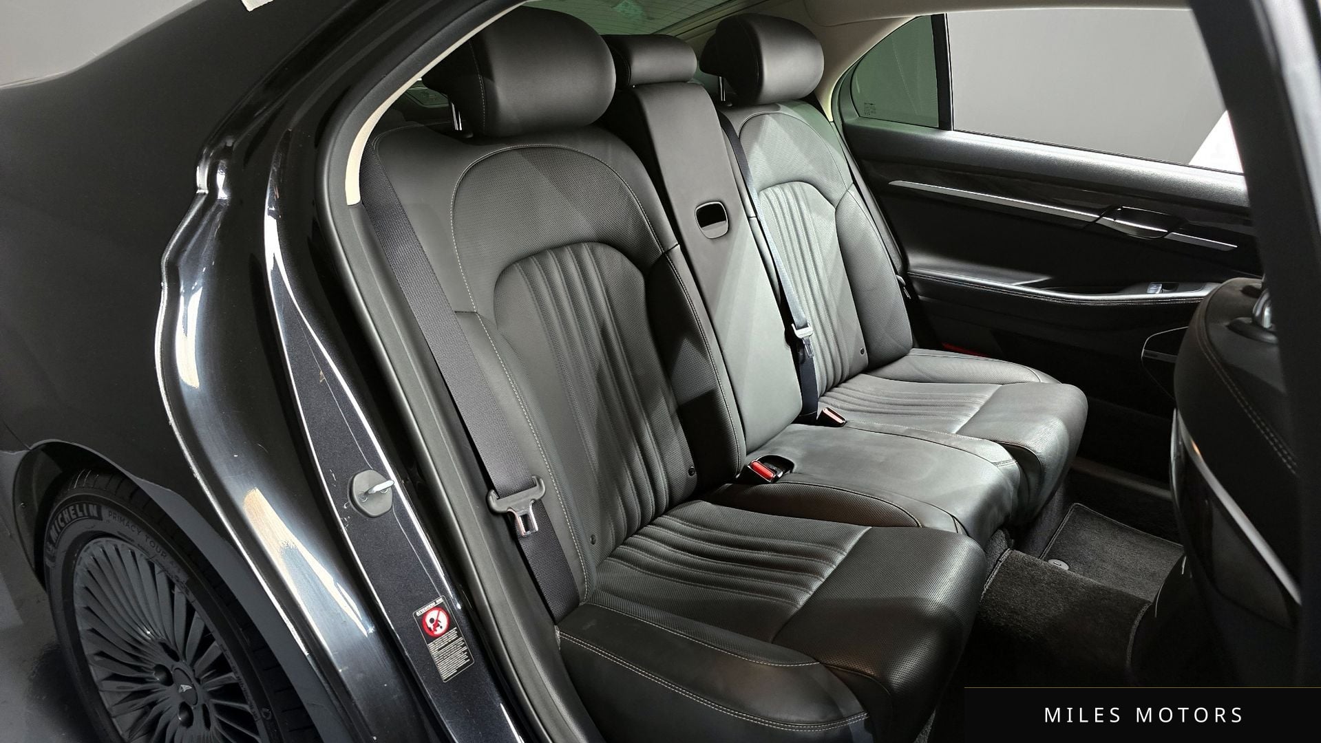 Genesis G90 2019 — миниатюра 12