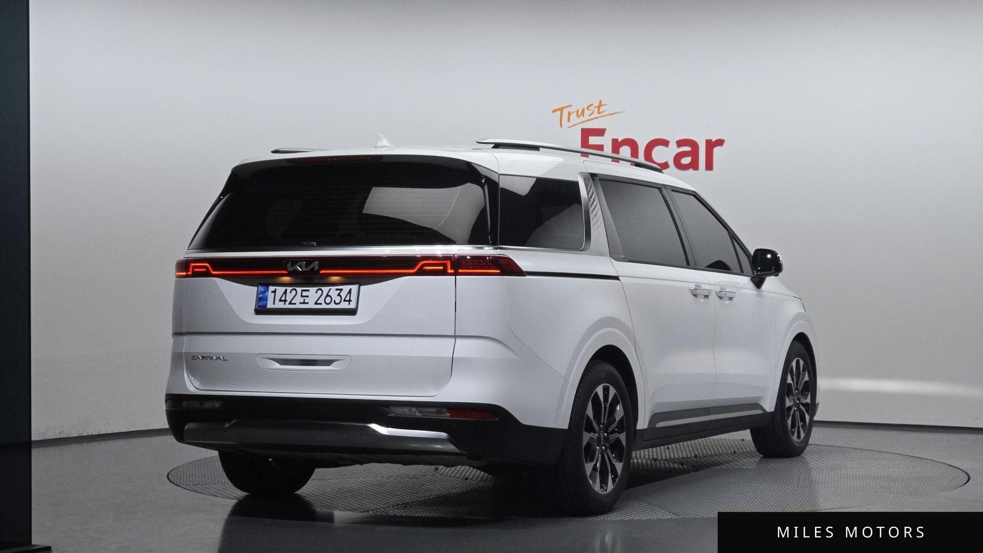 Kia Carnival 2022 — миниатюра 2