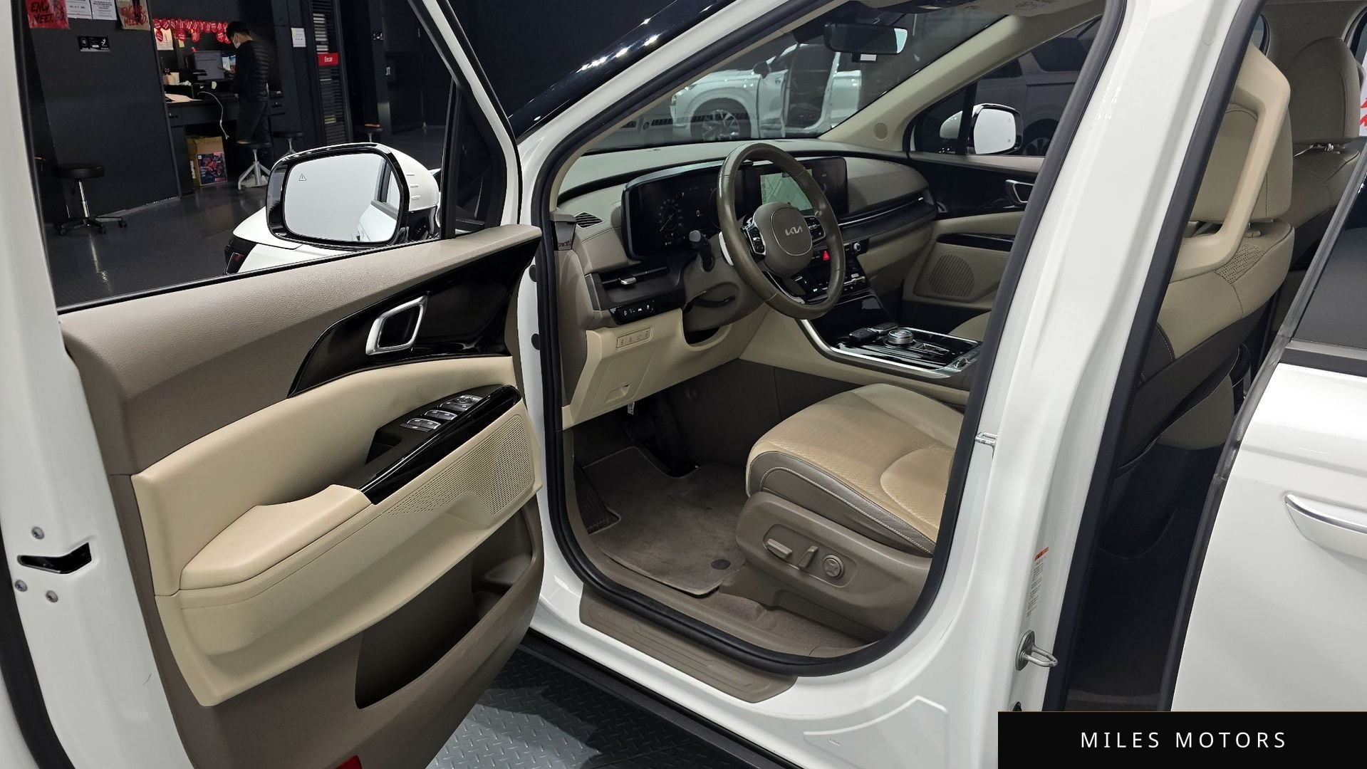 Kia Carnival 2022 — миниатюра 11