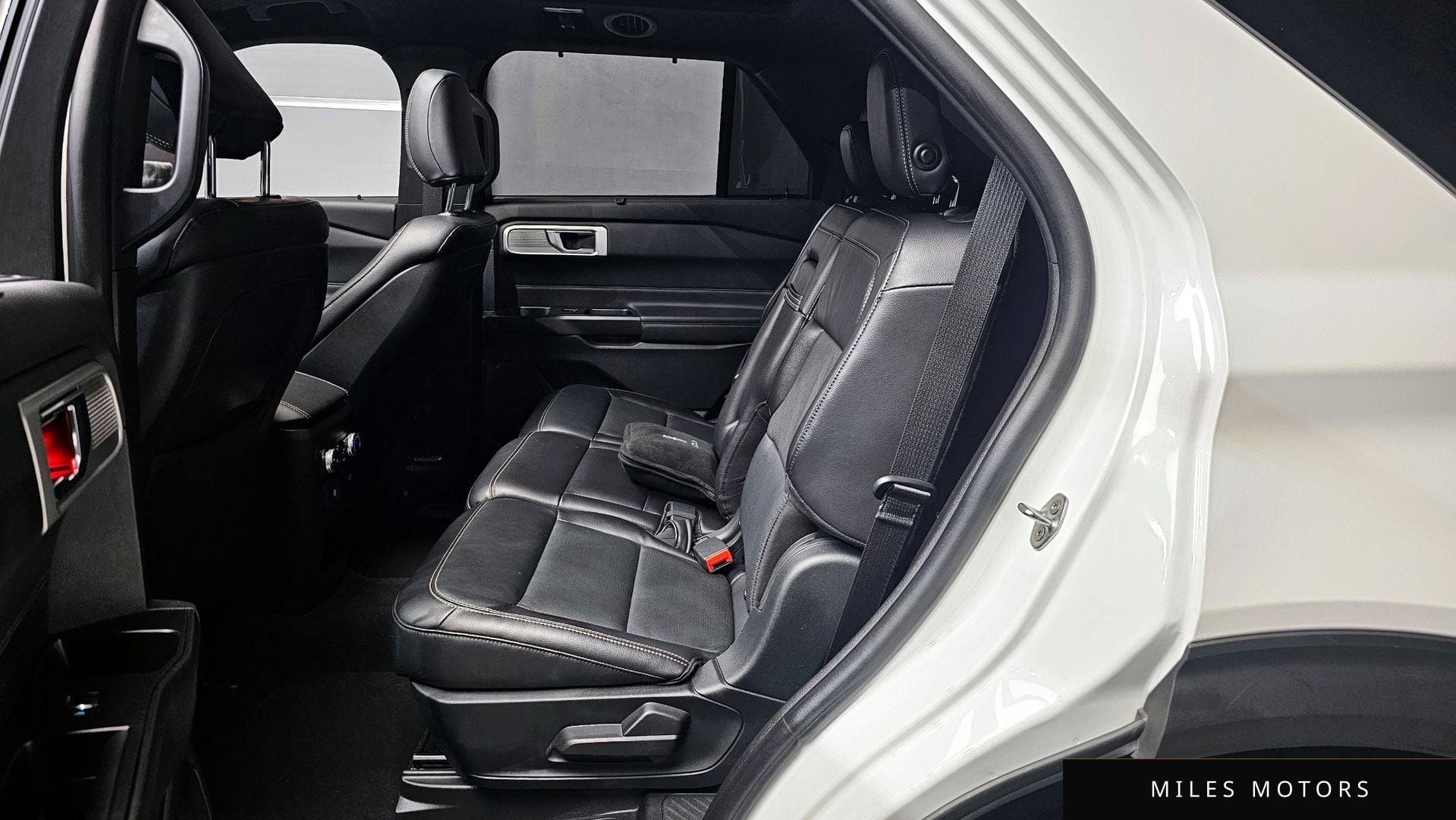 Ford Explorer 2020 — миниатюра 12