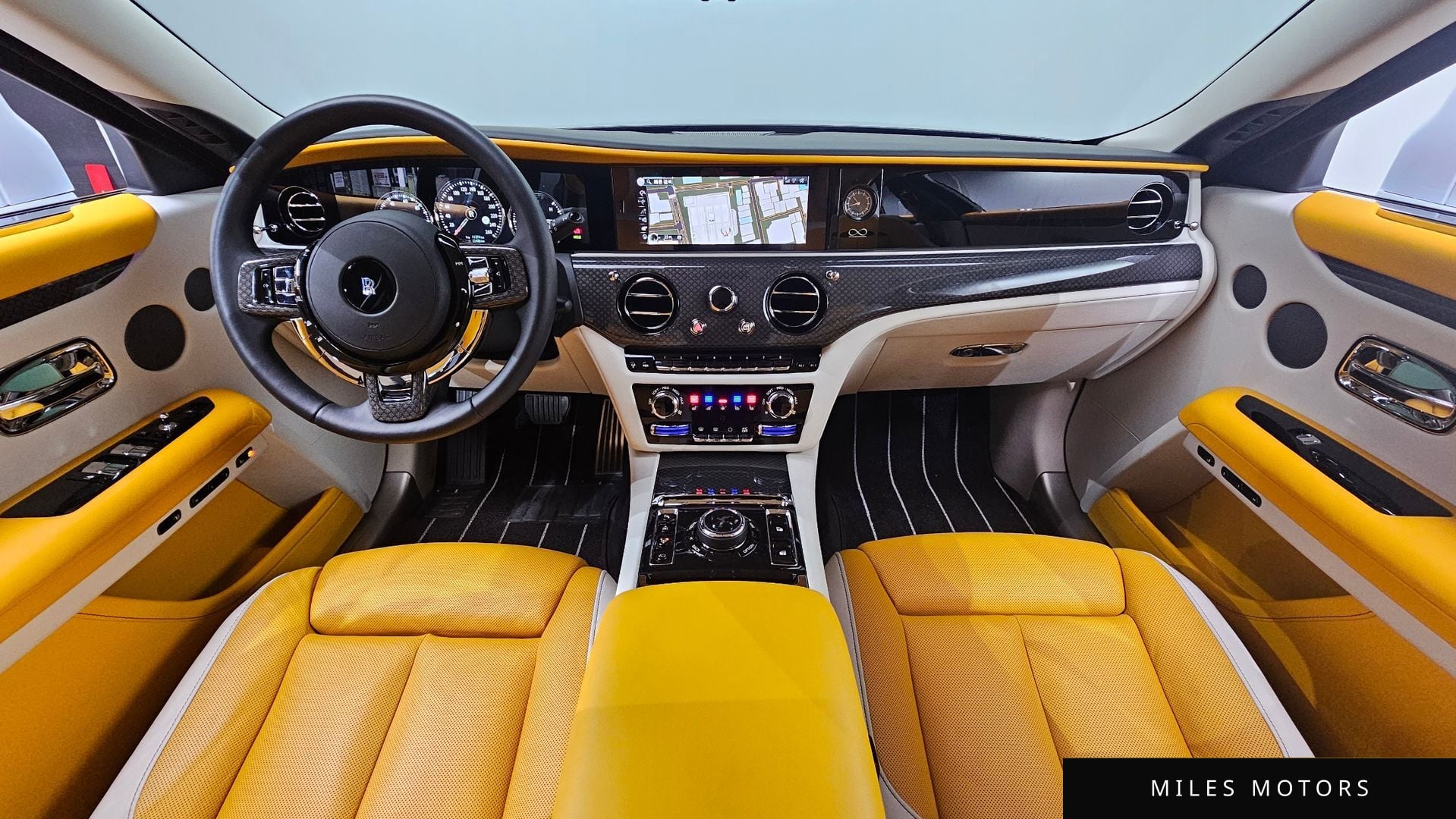 Rolls-Royce 고스트 2024 — миниатюра 7
