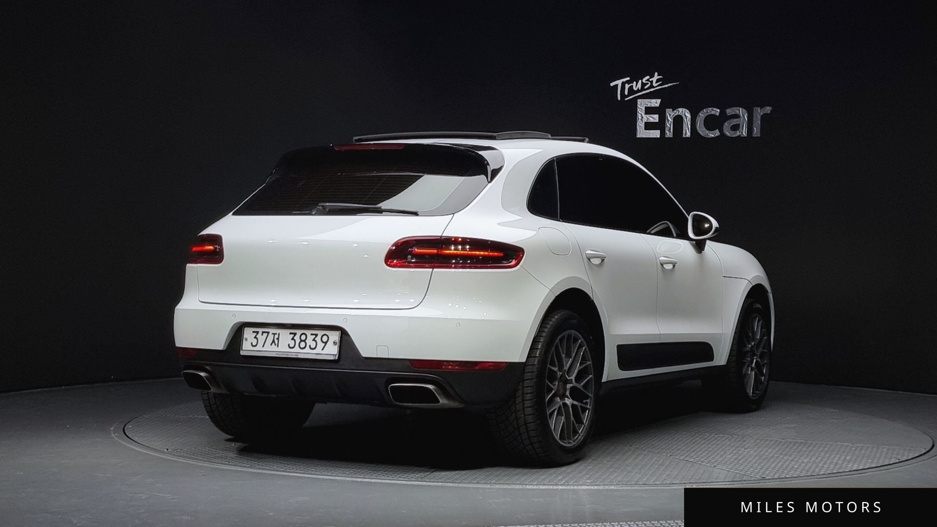 Porsche 마칸 2018 — миниатюра 2