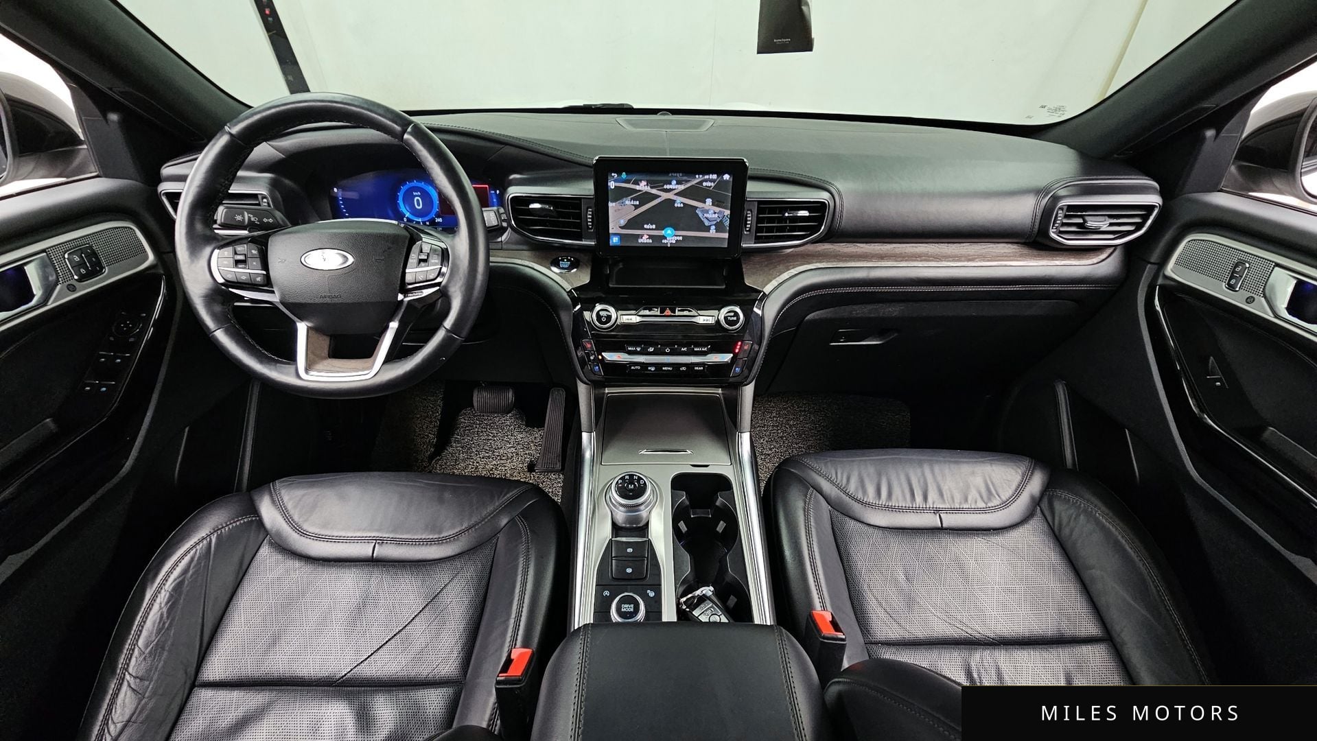 Ford Explorer 2021 — миниатюра 7