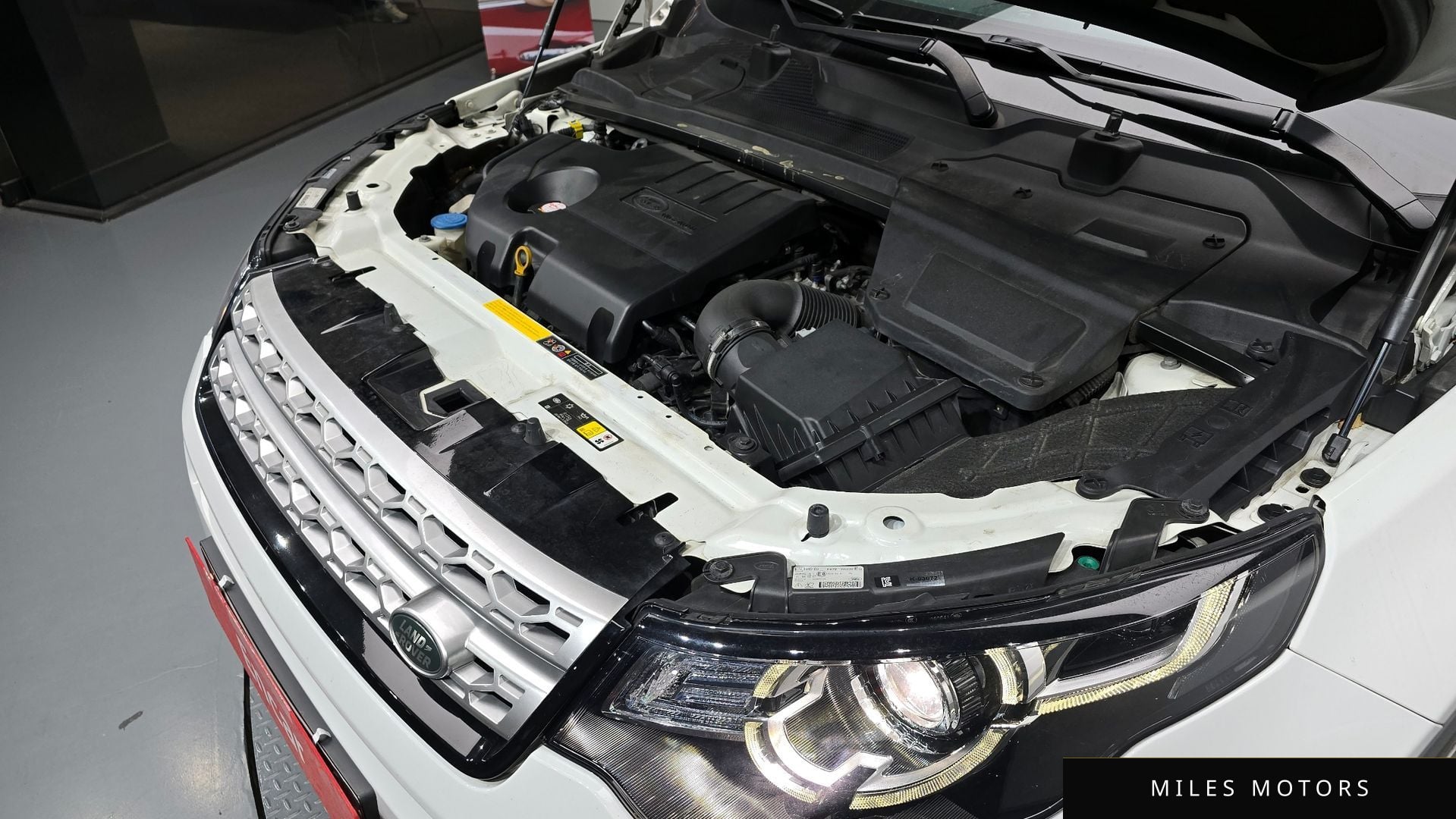 Land Rover Discovery Sport 2016 — миниатюра 6