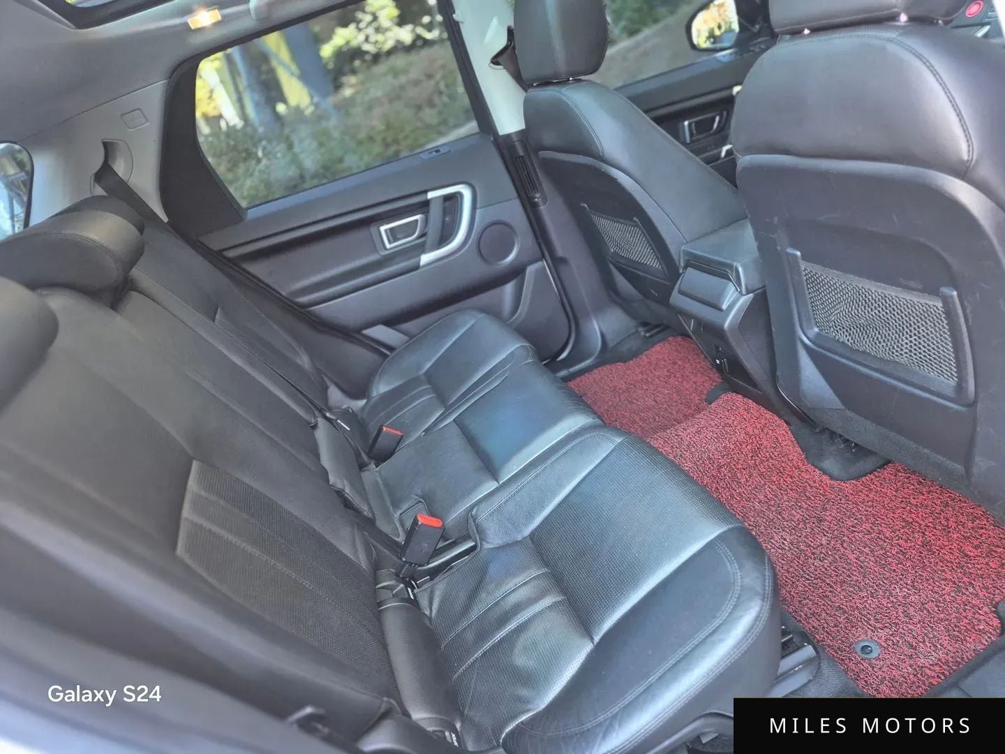 Land Rover Discovery Sport 2016 — миниатюра 9