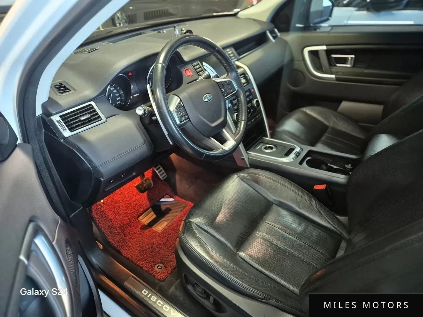 Land Rover Discovery Sport 2016 — миниатюра 12