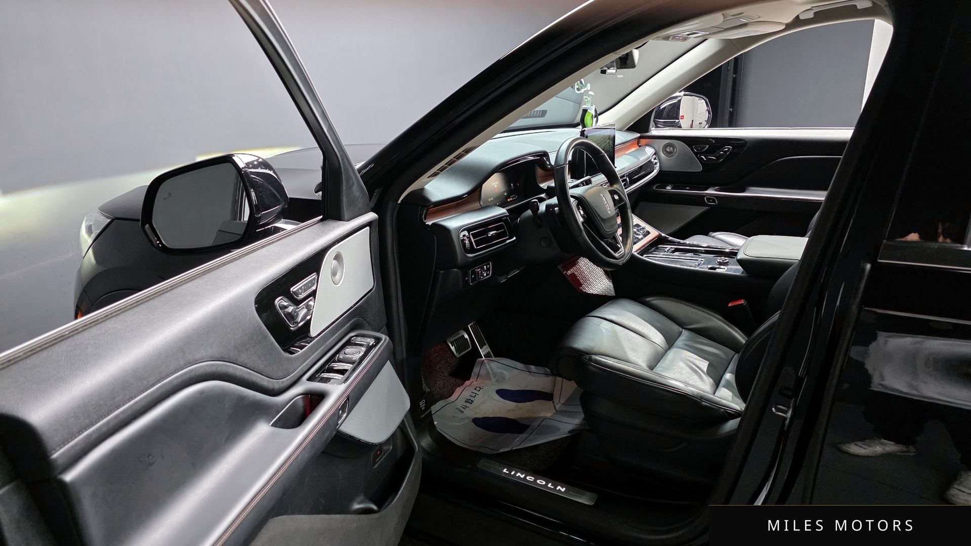 Lincoln Aviator 2020 — миниатюра 11