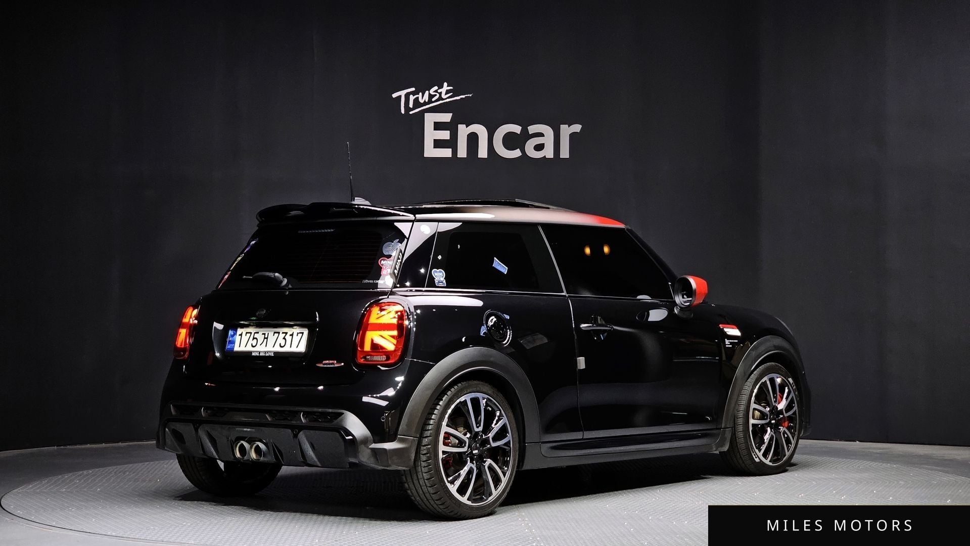 MINI Cooper S 2023 — миниатюра 2
