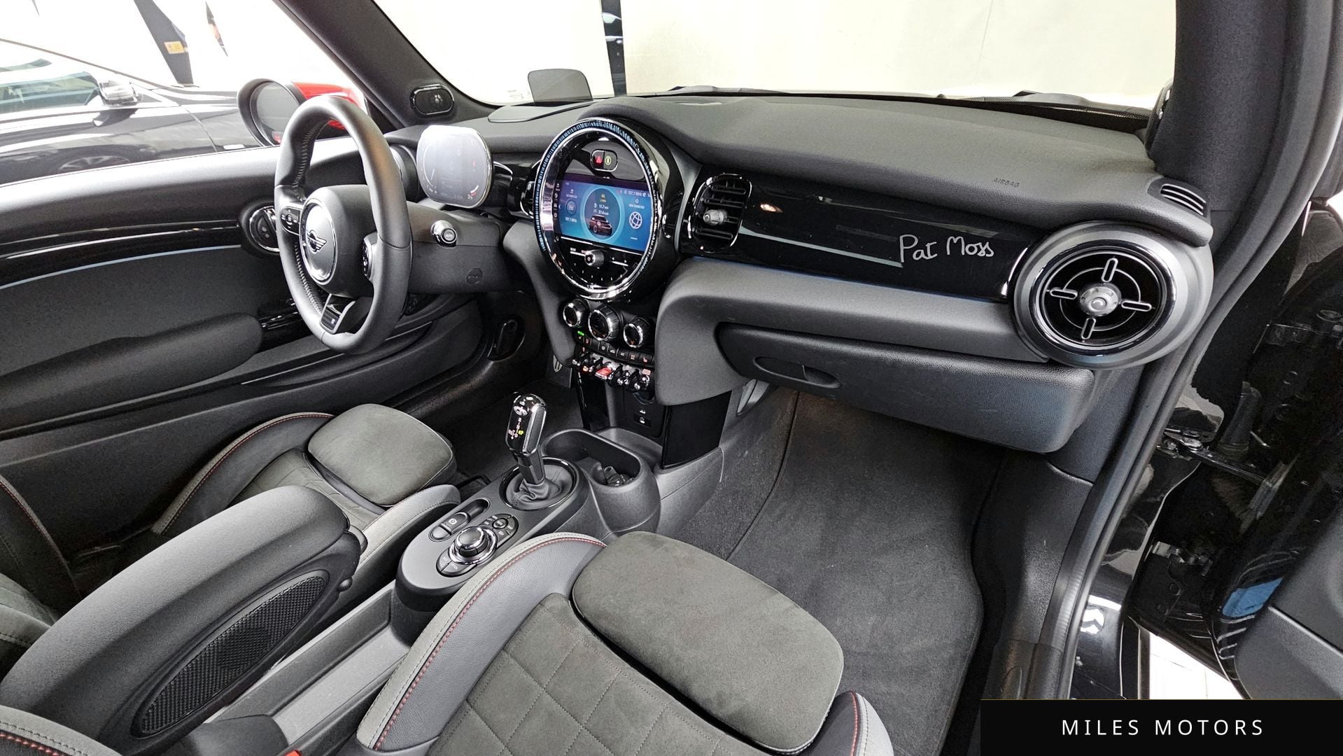 MINI Cooper S 2023 — миниатюра 7