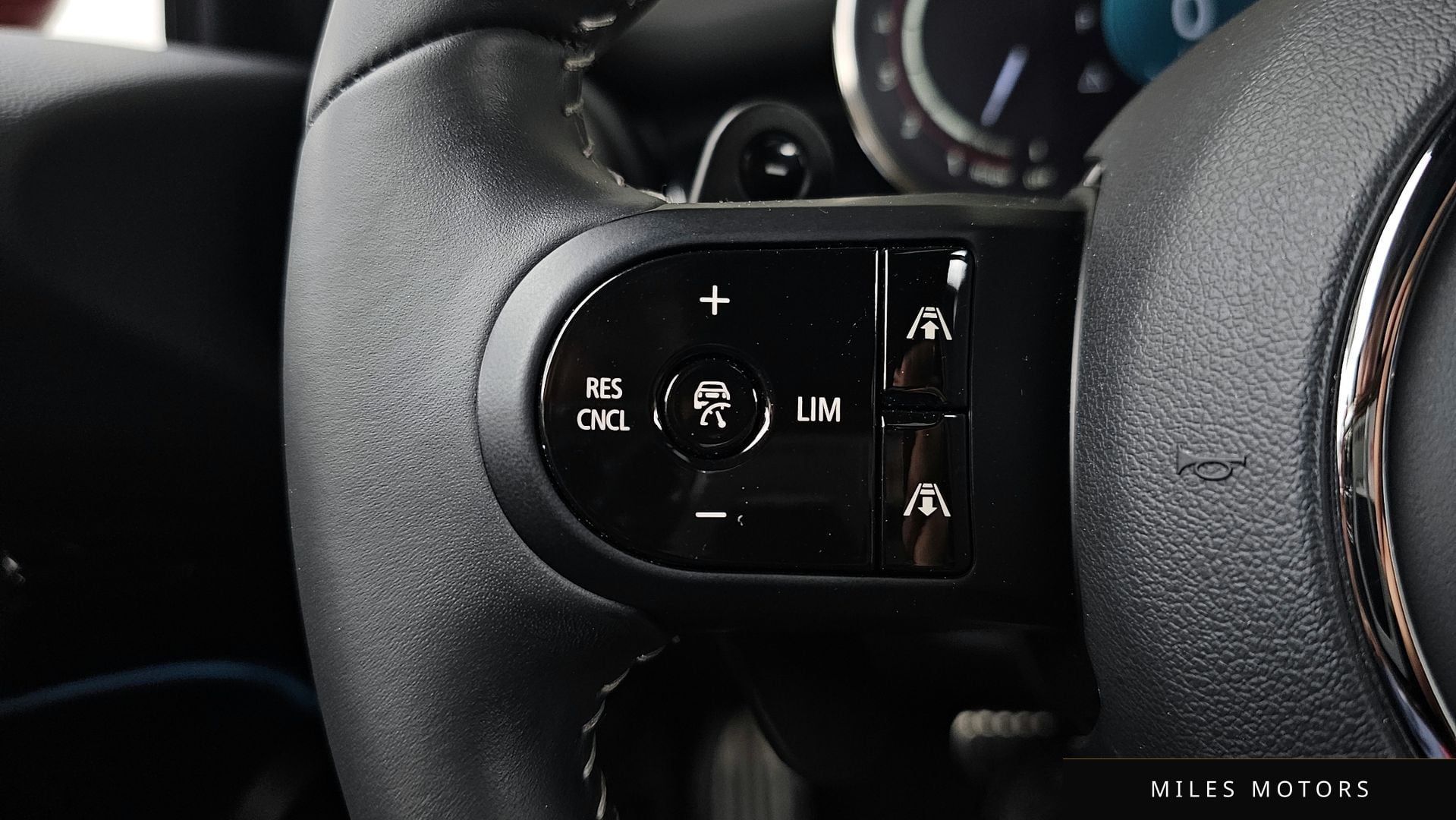 MINI Cooper S 2023 — миниатюра 19