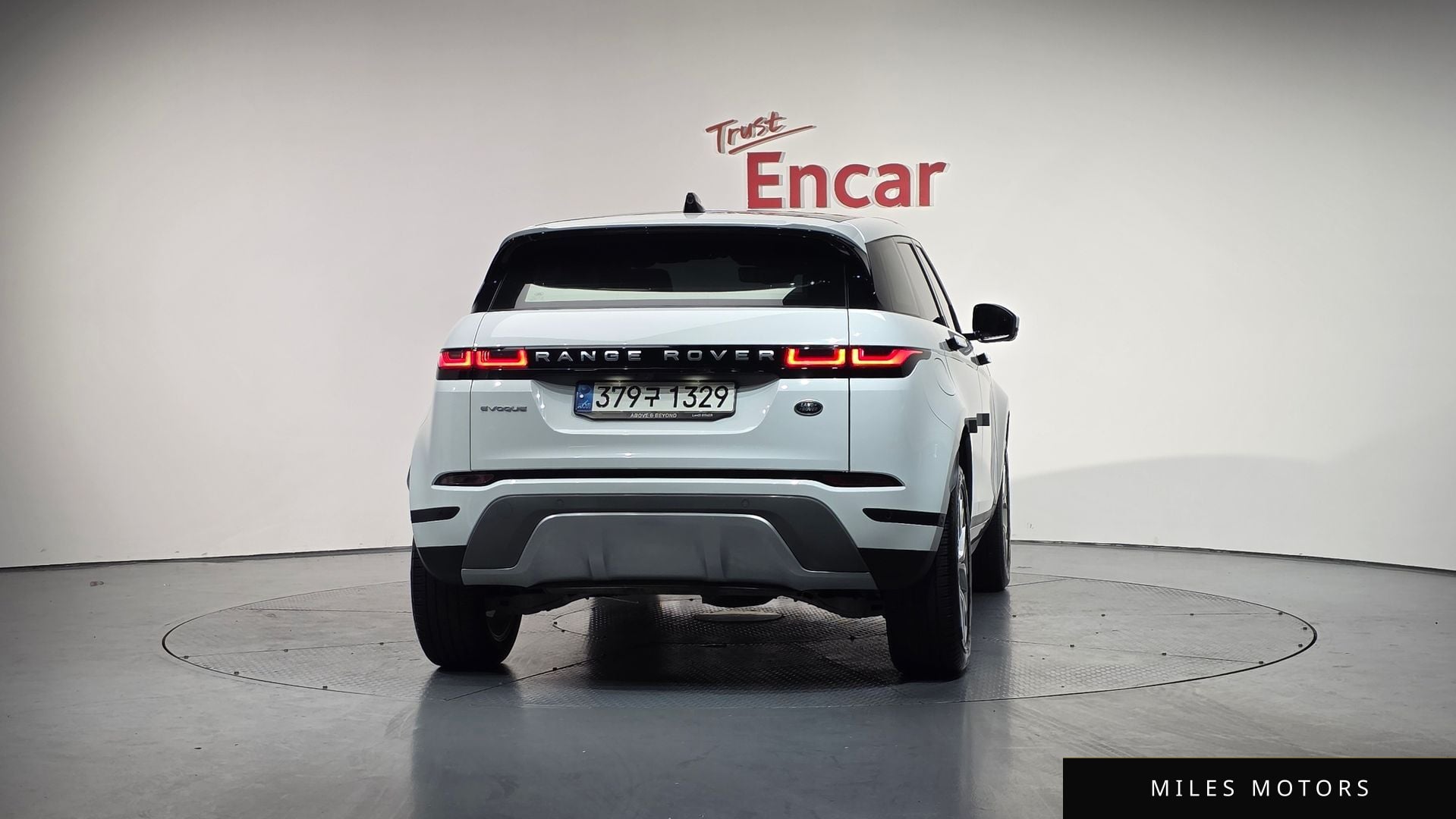 Land Rover Range Rover Evoque 2021 — миниатюра 3