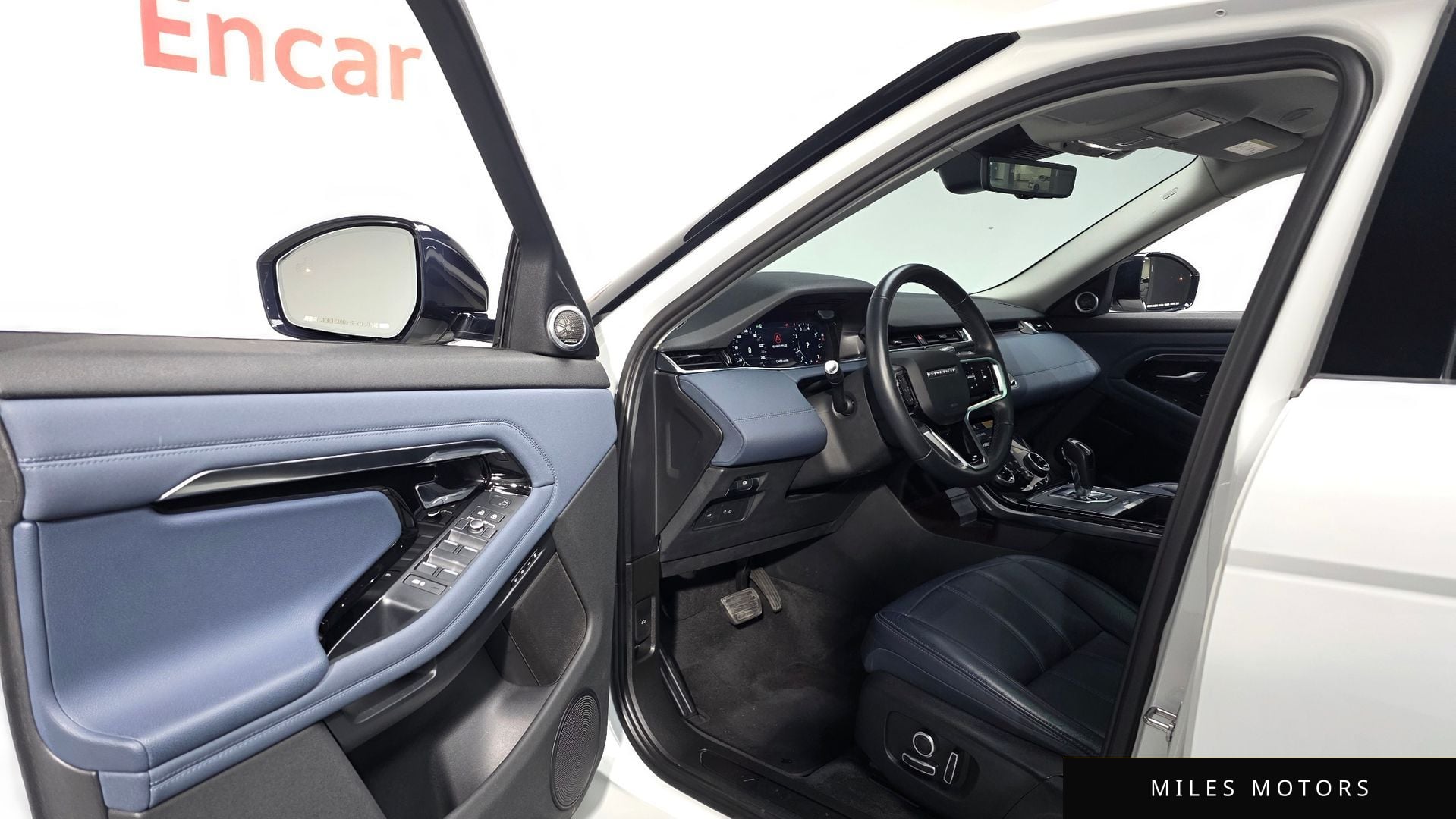 Land Rover Range Rover Evoque 2021 — миниатюра 11
