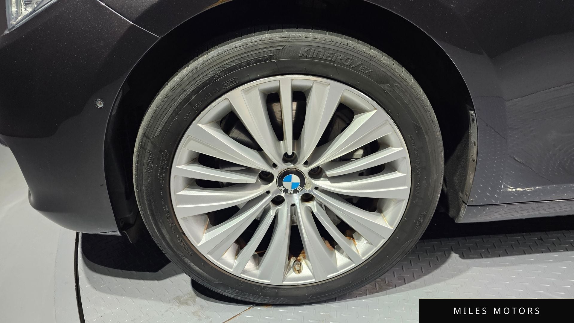 BMW 5 Series GT (F07) 2016 — миниатюра 5