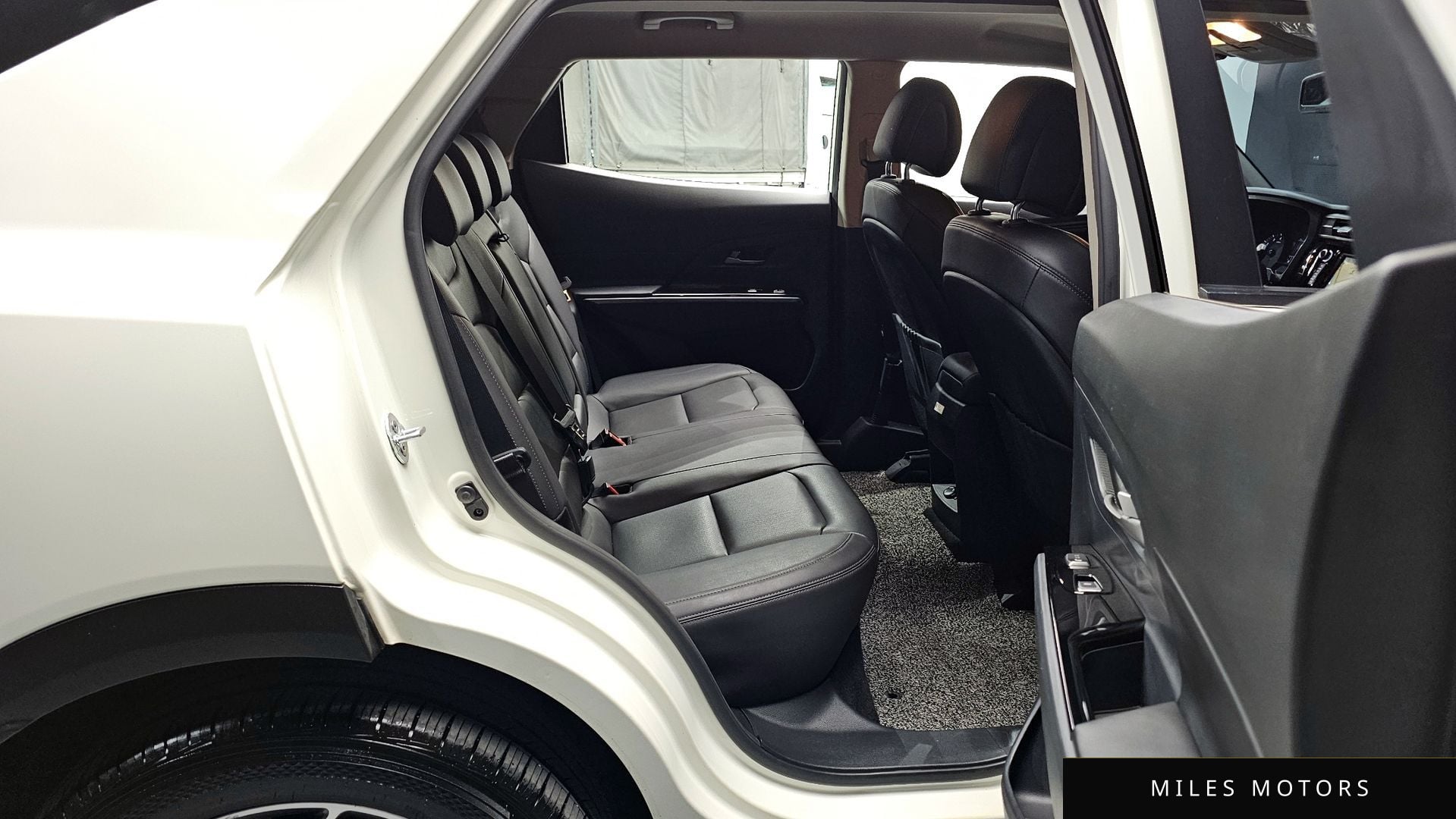 KG Mobility Beautiful Korando 2021 — миниатюра 12