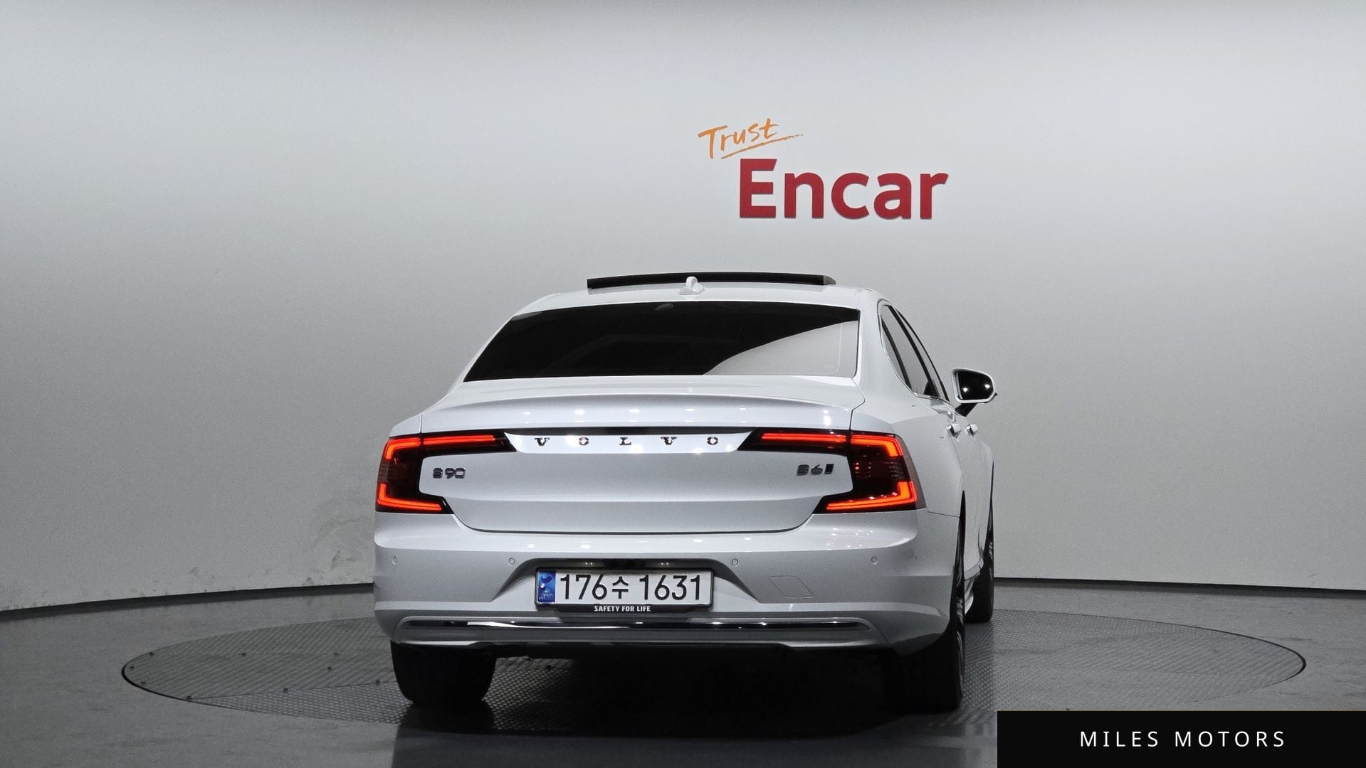 Volvo S90 2023 — миниатюра 4
