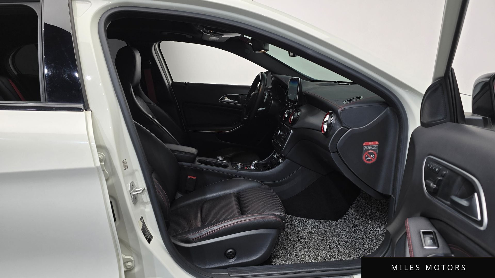 Mercedes-Benz GLA-Class X156 2016 — миниатюра 11
