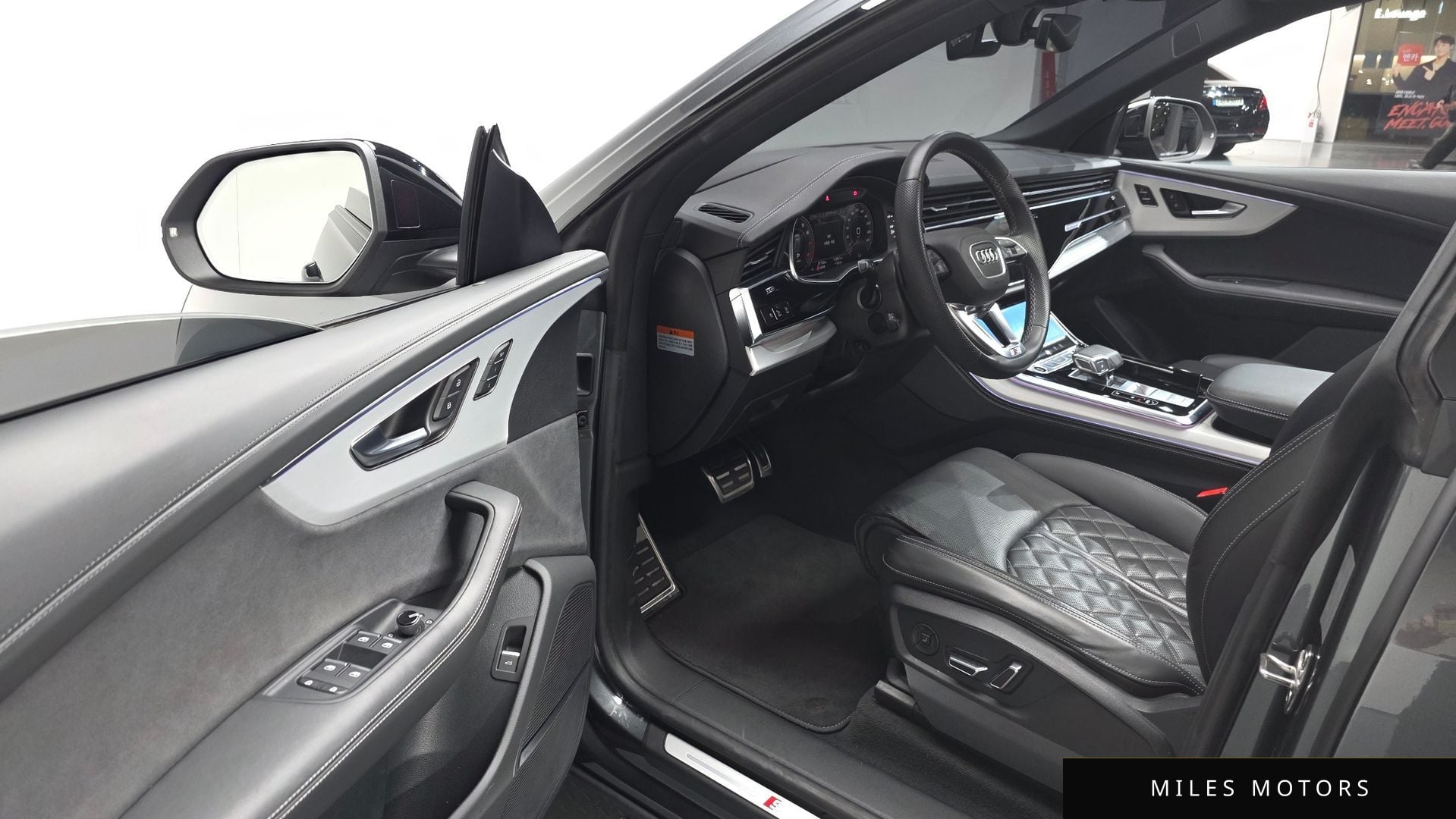 Audi Q8 (4M) 2023 — миниатюра 11