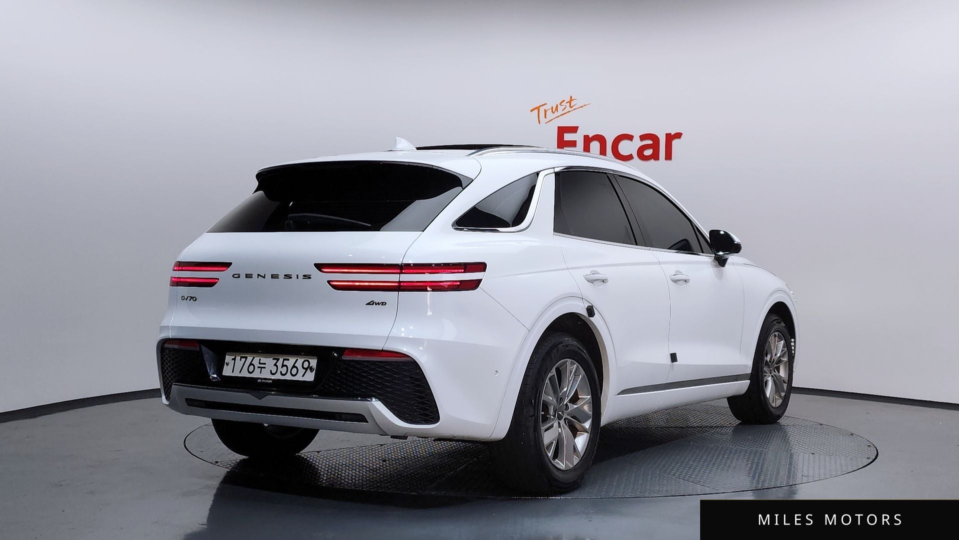 Genesis GV70 2021 — миниатюра 2
