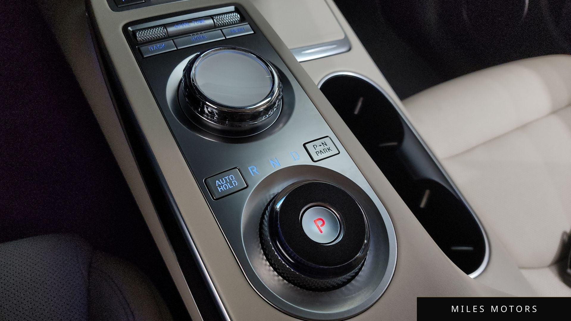 Genesis GV70 2021 — миниатюра 9