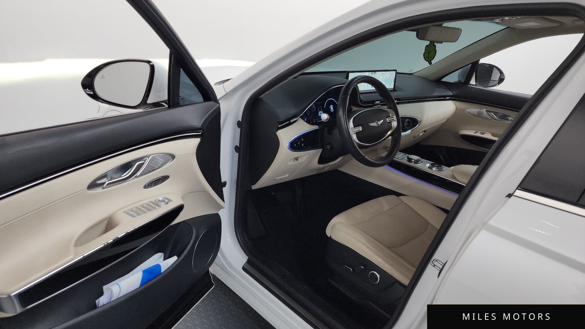 Genesis GV70 2021 — миниатюра 10